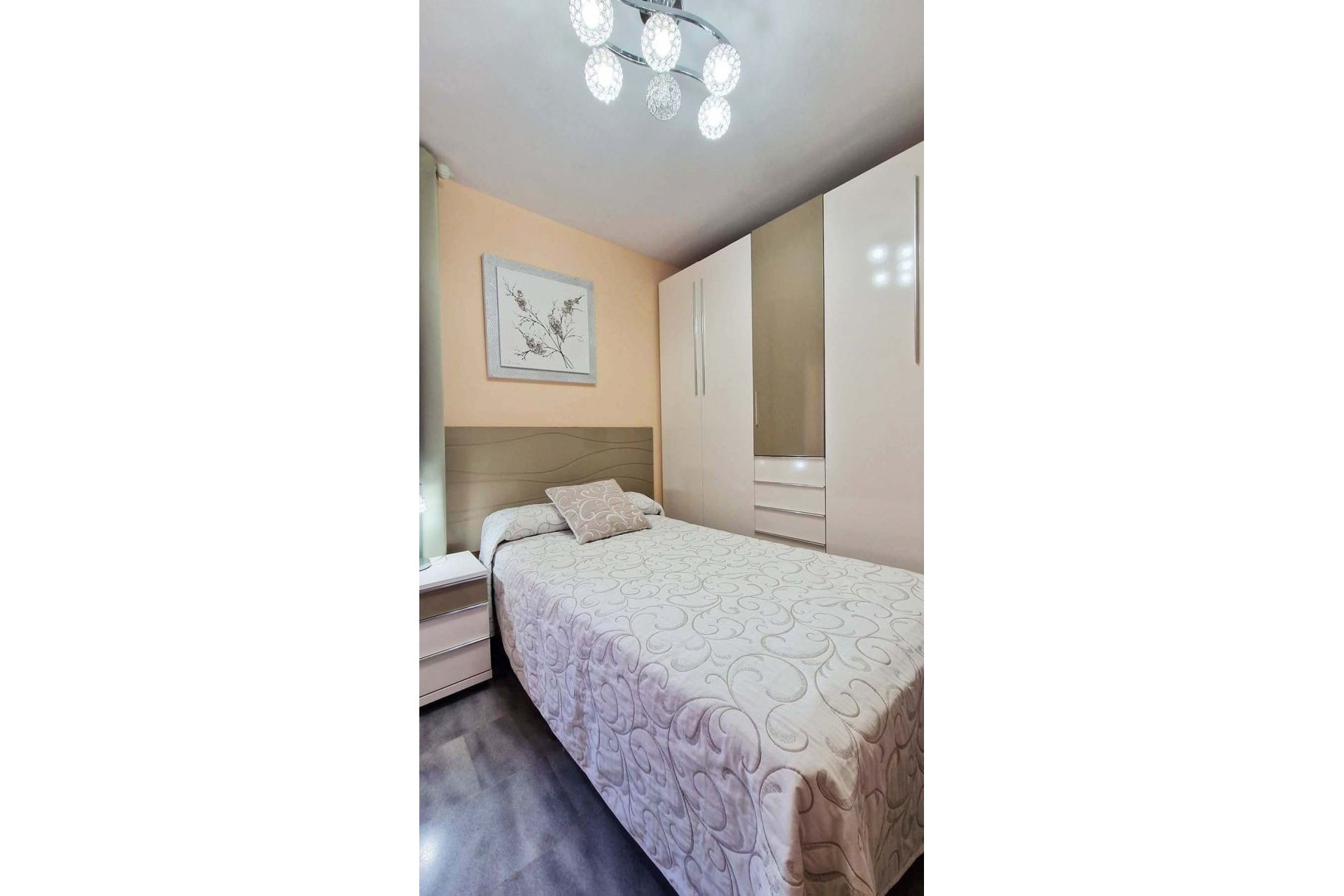 Resale - Apartment - Middle Floor Apartment - Benalmádena - Benalmadena Centro