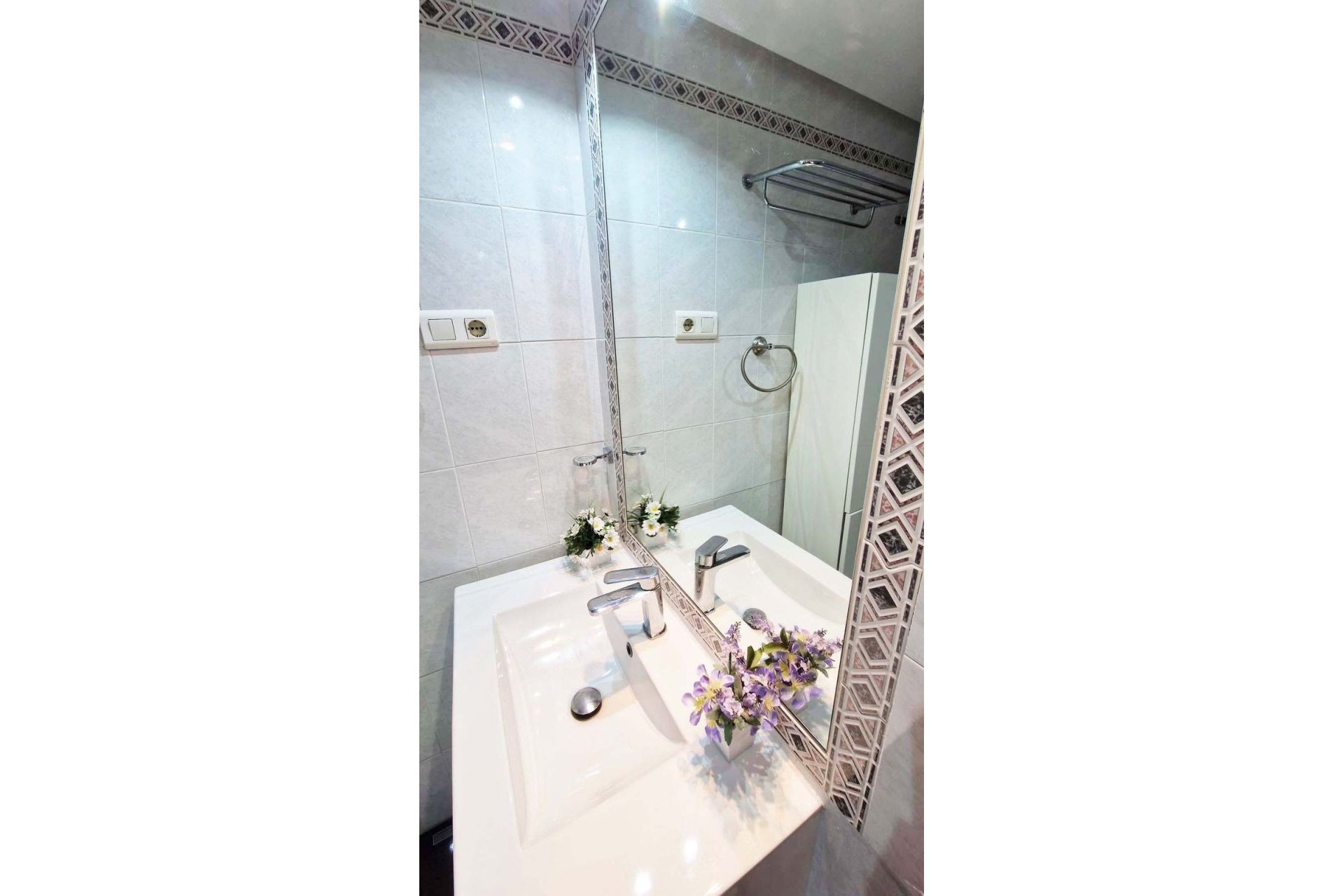 Resale - Apartment - Middle Floor Apartment - Benalmádena - Benalmadena Centro