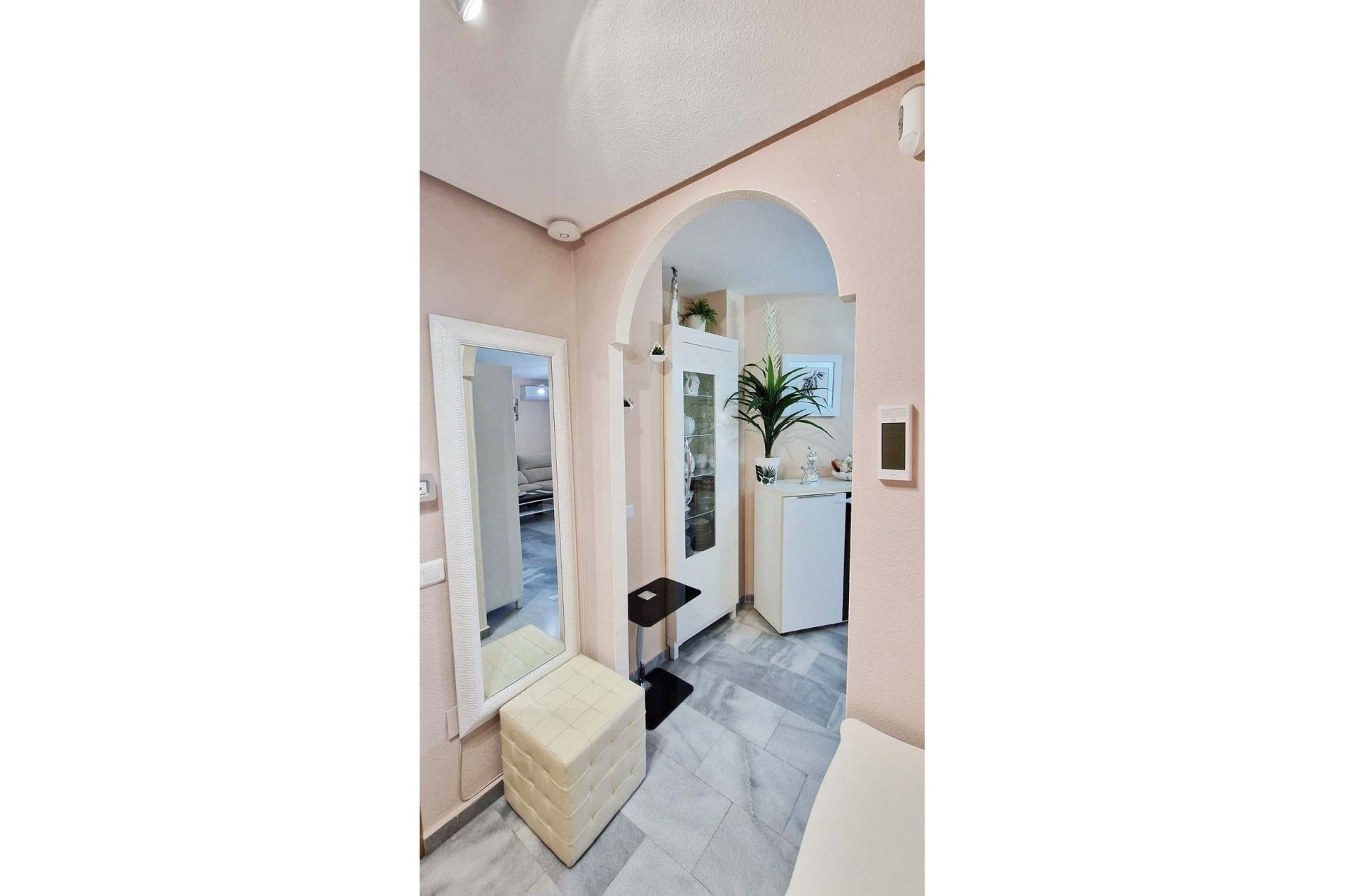 Resale - Apartment - Middle Floor Apartment - Benalmádena - Benalmadena Centro