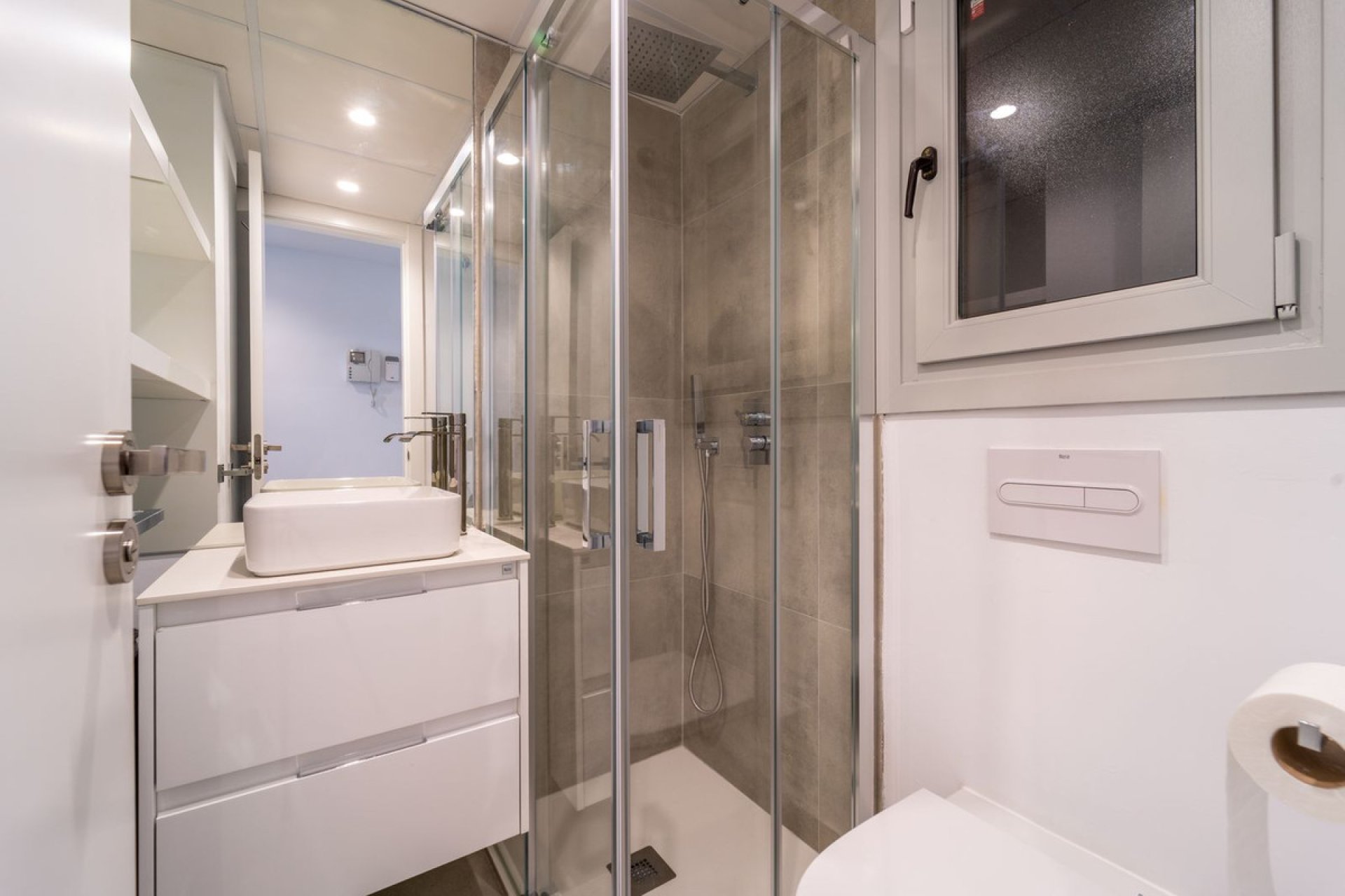 Resale - Apartment - Middle Floor Apartment - Benalmádena - Benalmadena Centro