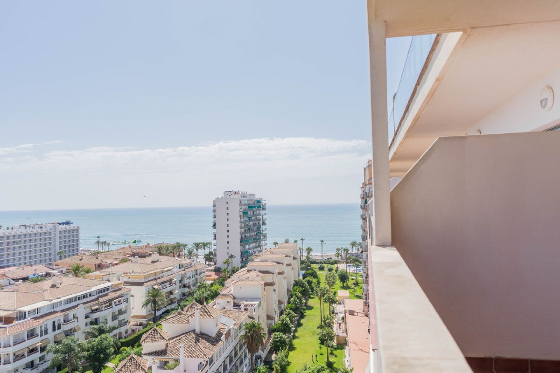 Resale - Apartment - Middle Floor Apartment - Benalmádena - Benalmadena Centro