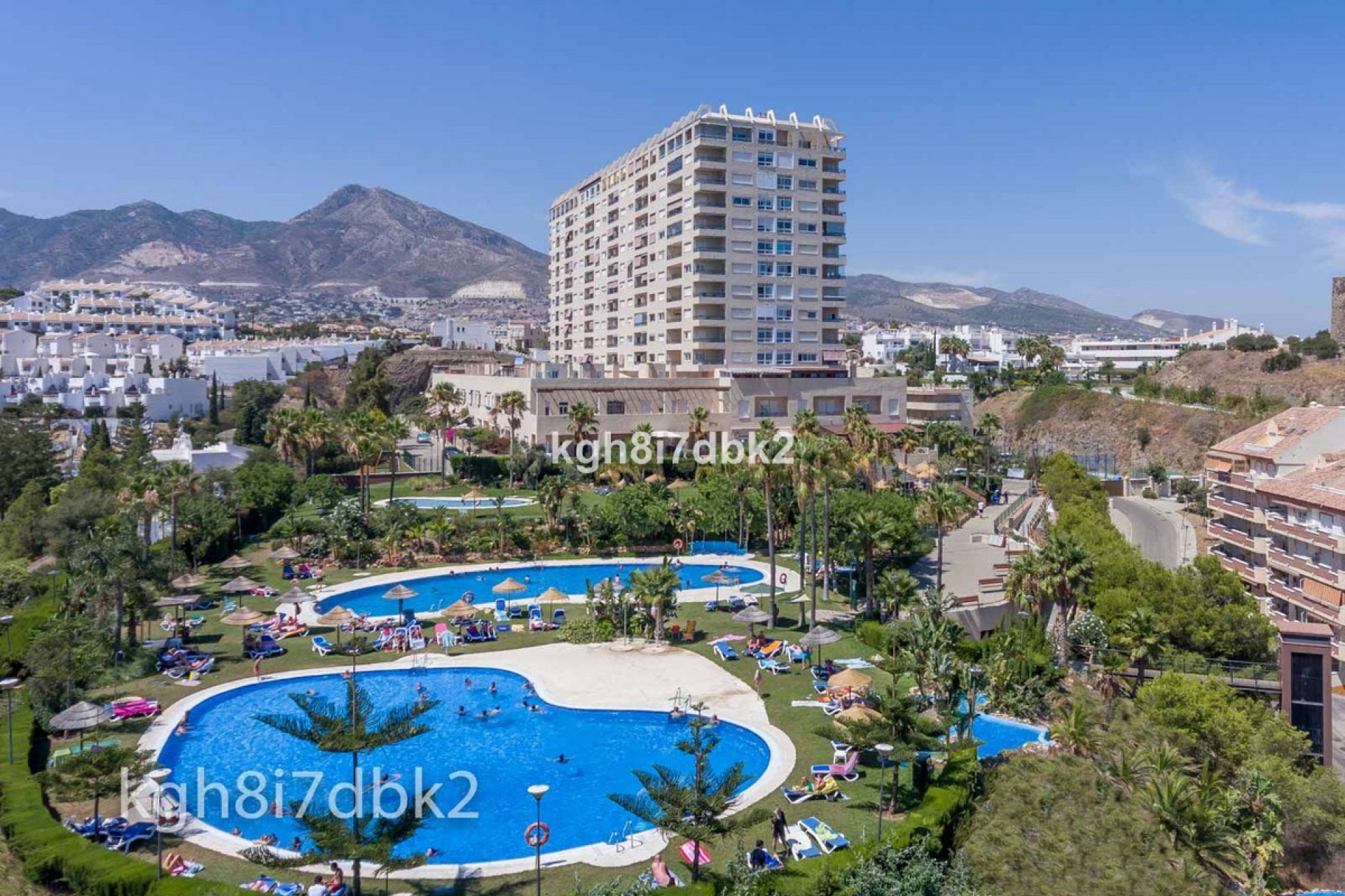 Resale - Apartment - Middle Floor Apartment - Benalmádena - Benalmadena Centro