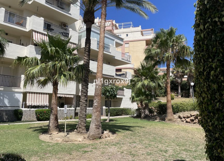 Resale - Apartment - Middle Floor Apartment - Benalmádena - Benalmadena Centro