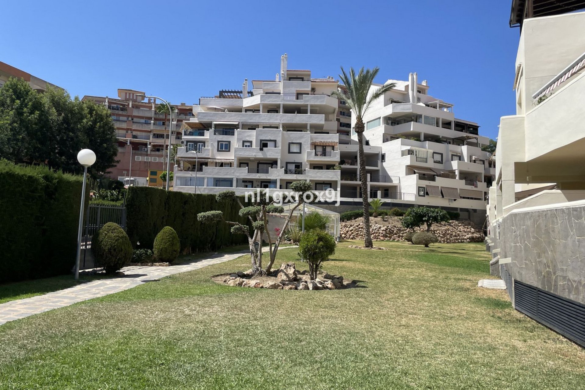 Resale - Apartment - Middle Floor Apartment - Benalmádena - Benalmadena Centro