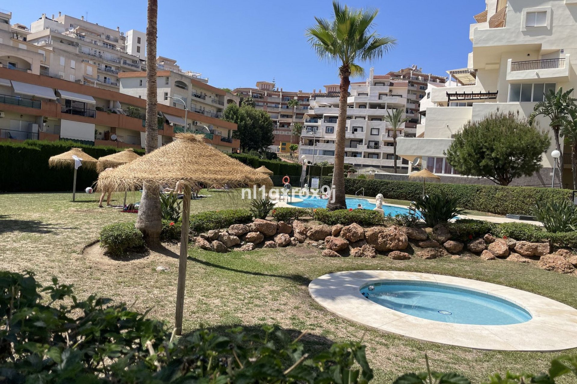 Resale - Apartment - Middle Floor Apartment - Benalmádena - Benalmadena Centro