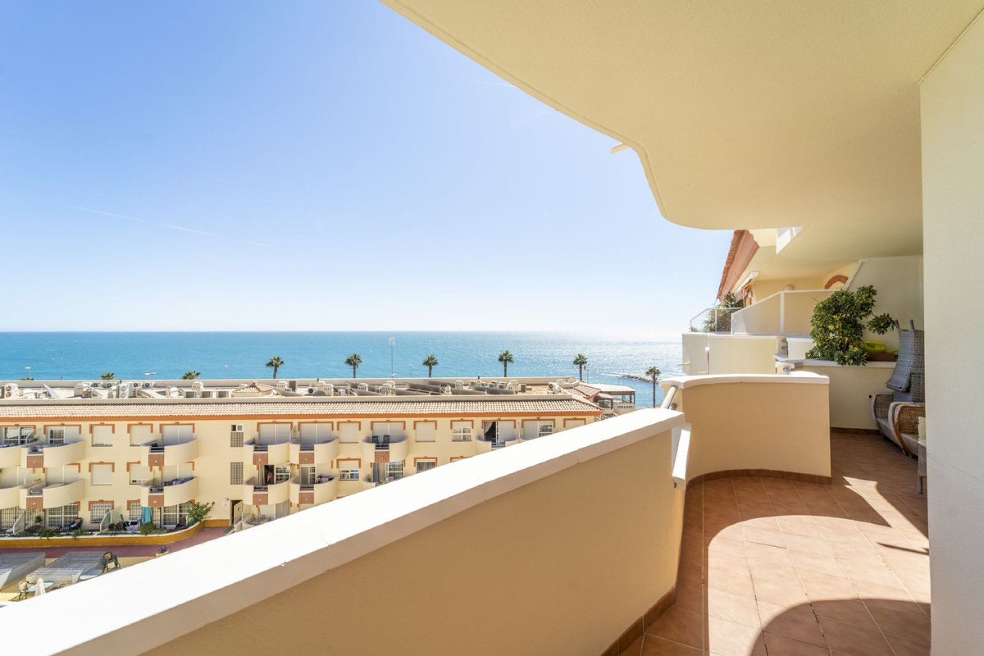 Resale - Apartment - Middle Floor Apartment - Benalmádena - Benalmadena Centro