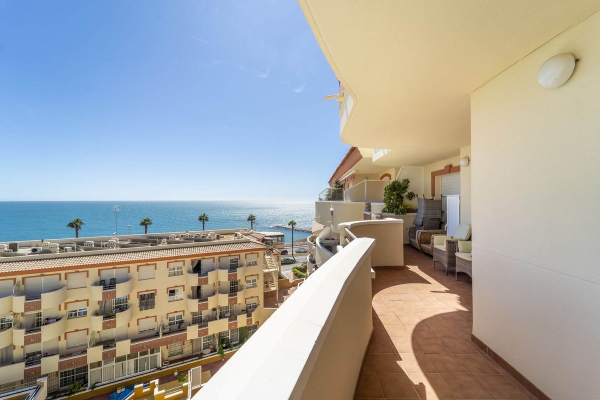 Resale - Apartment - Middle Floor Apartment - Benalmádena - Benalmadena Centro