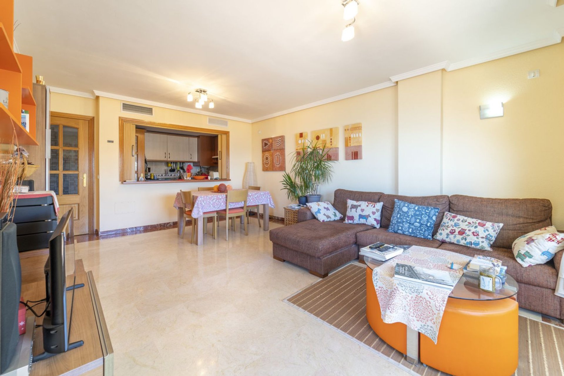 Resale - Apartment - Middle Floor Apartment - Benalmádena - Benalmadena Centro