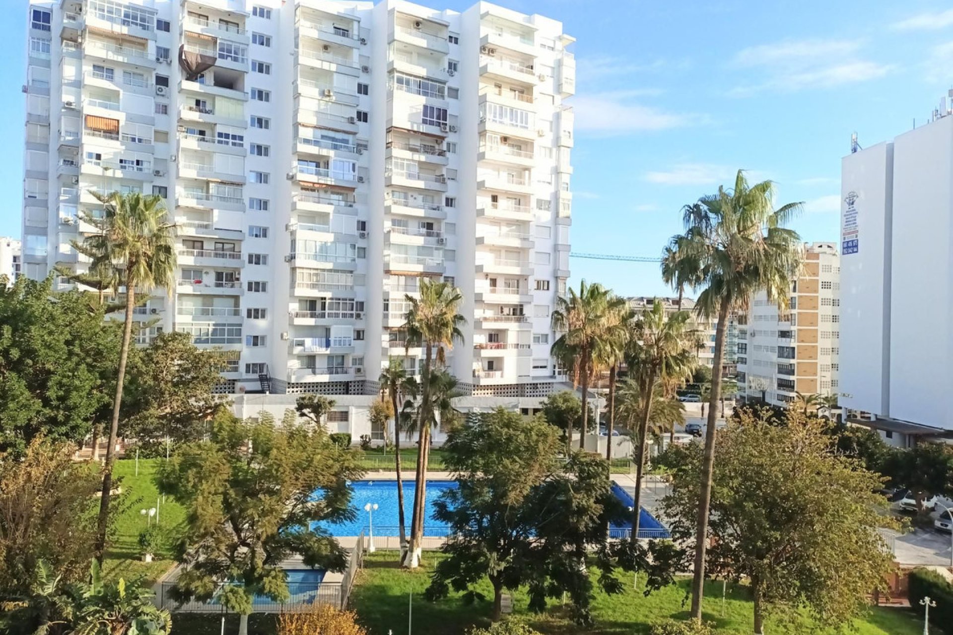 Resale - Apartment - Middle Floor Apartment - Benalmádena - Benalmadena Centro