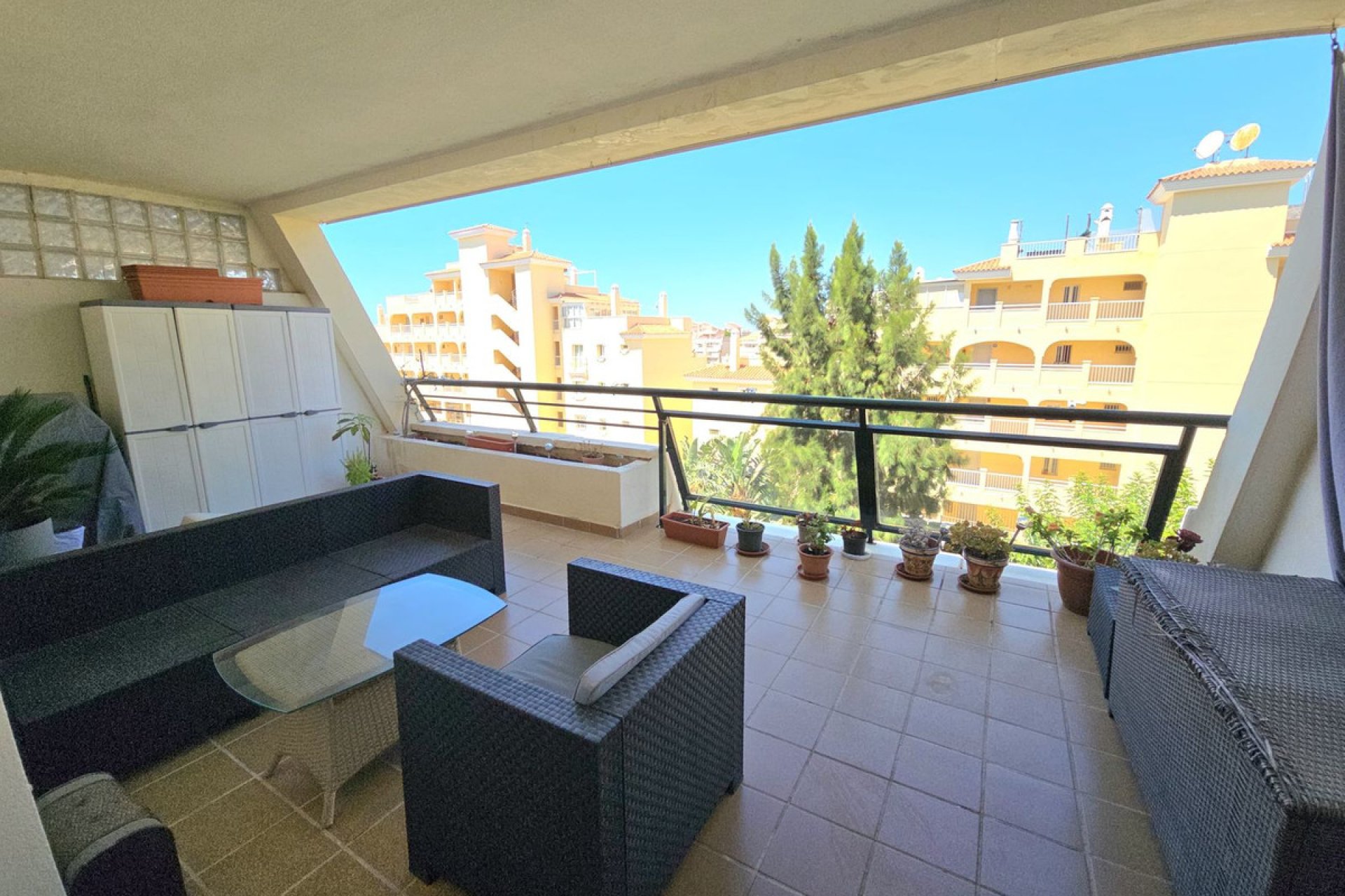 Resale - Apartment - Middle Floor Apartment - Benalmádena - Benalmadena Costa