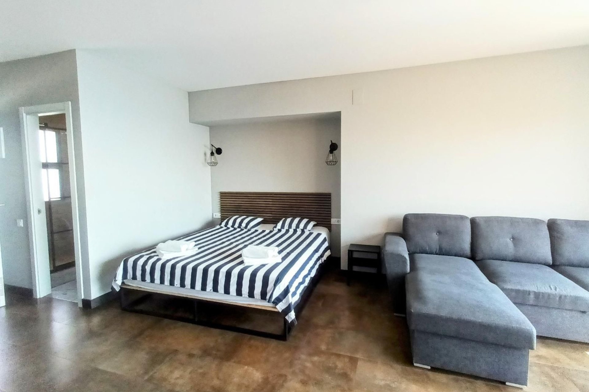 Resale - Apartment - Middle Floor Apartment - Benalmádena - Benalmadena Costa