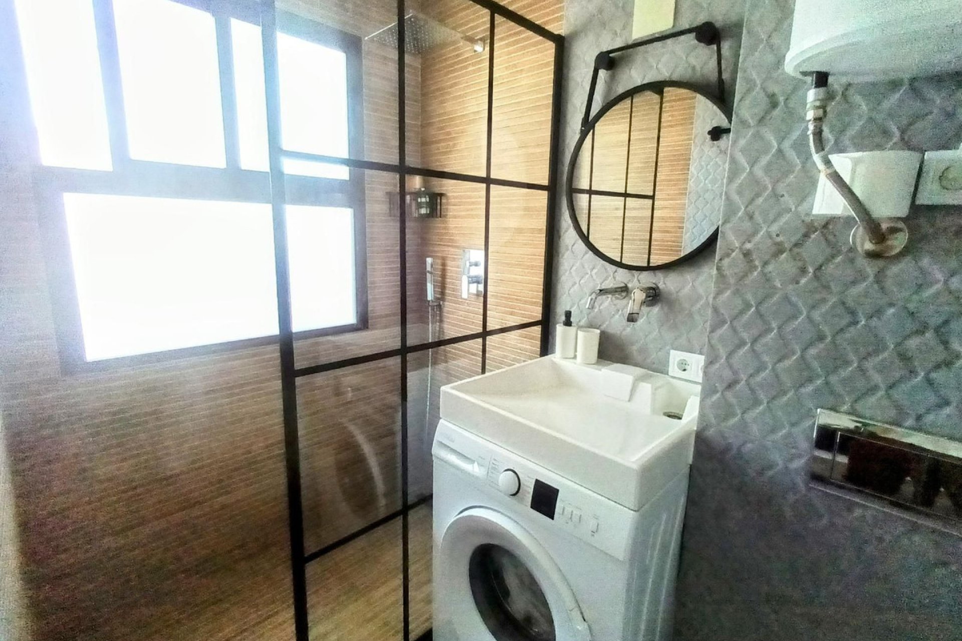 Resale - Apartment - Middle Floor Apartment - Benalmádena - Benalmadena Costa