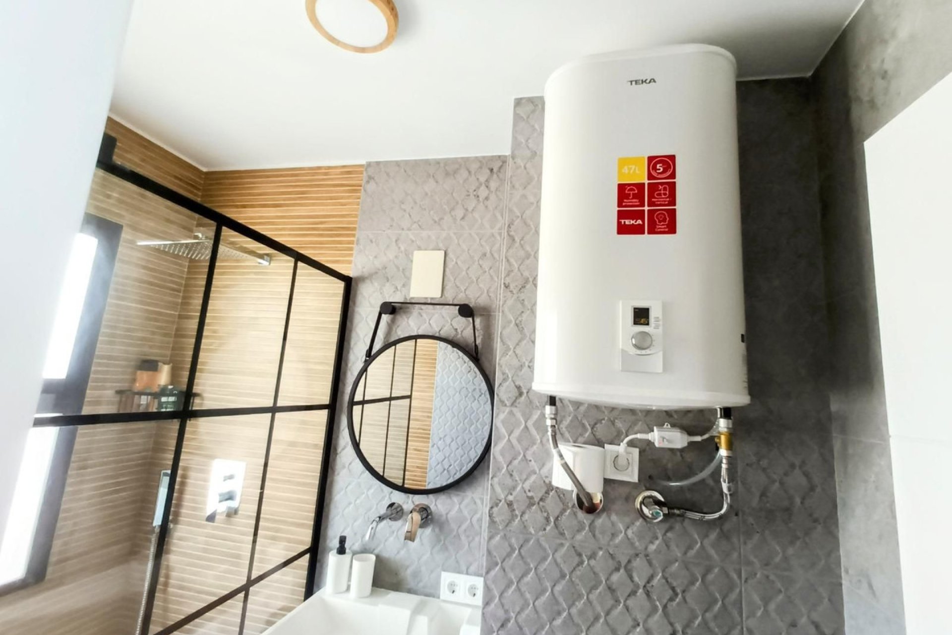 Resale - Apartment - Middle Floor Apartment - Benalmádena - Benalmadena Costa