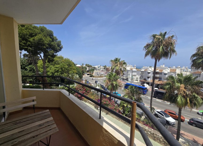 Resale - Apartment - Middle Floor Apartment - Benalmádena - Benalmadena Costa