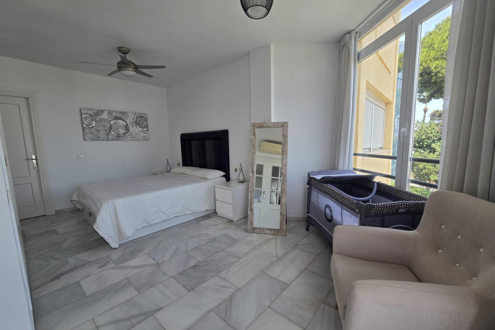 Resale - Apartment - Middle Floor Apartment - Benalmádena - Benalmadena Costa