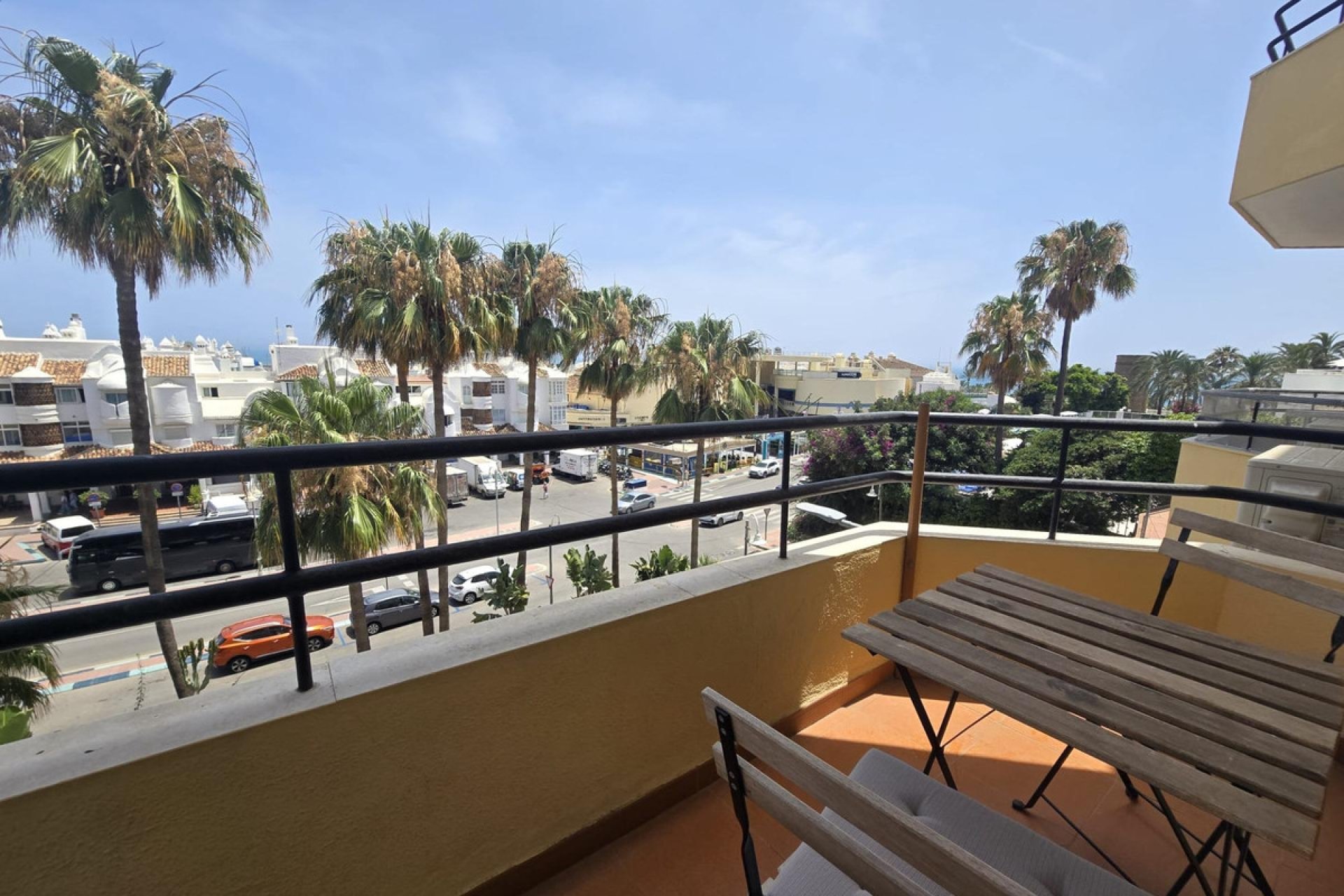 Resale - Apartment - Middle Floor Apartment - Benalmádena - Benalmadena Costa