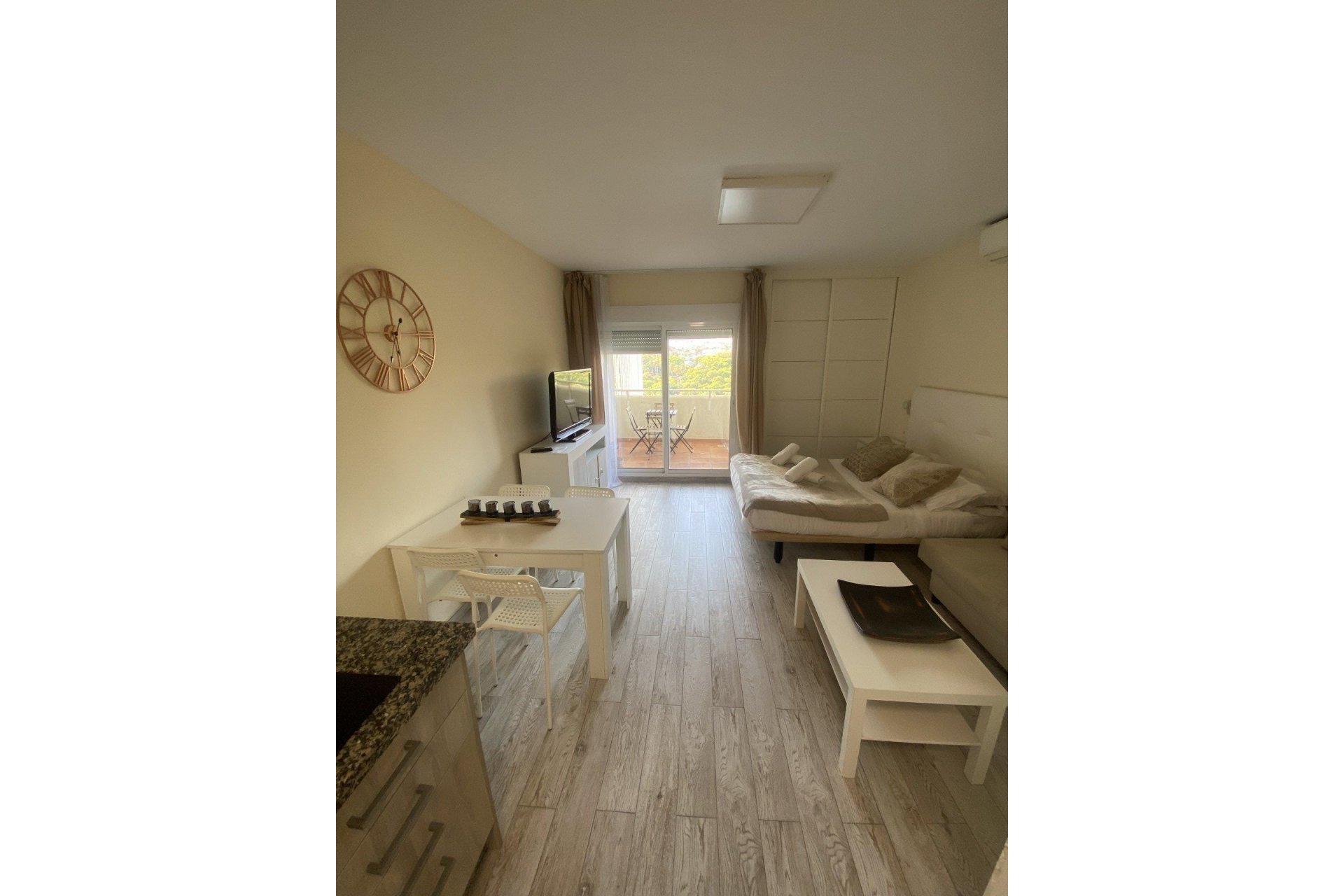 Resale - Apartment - Middle Floor Apartment - Benalmádena - Benalmadena Costa