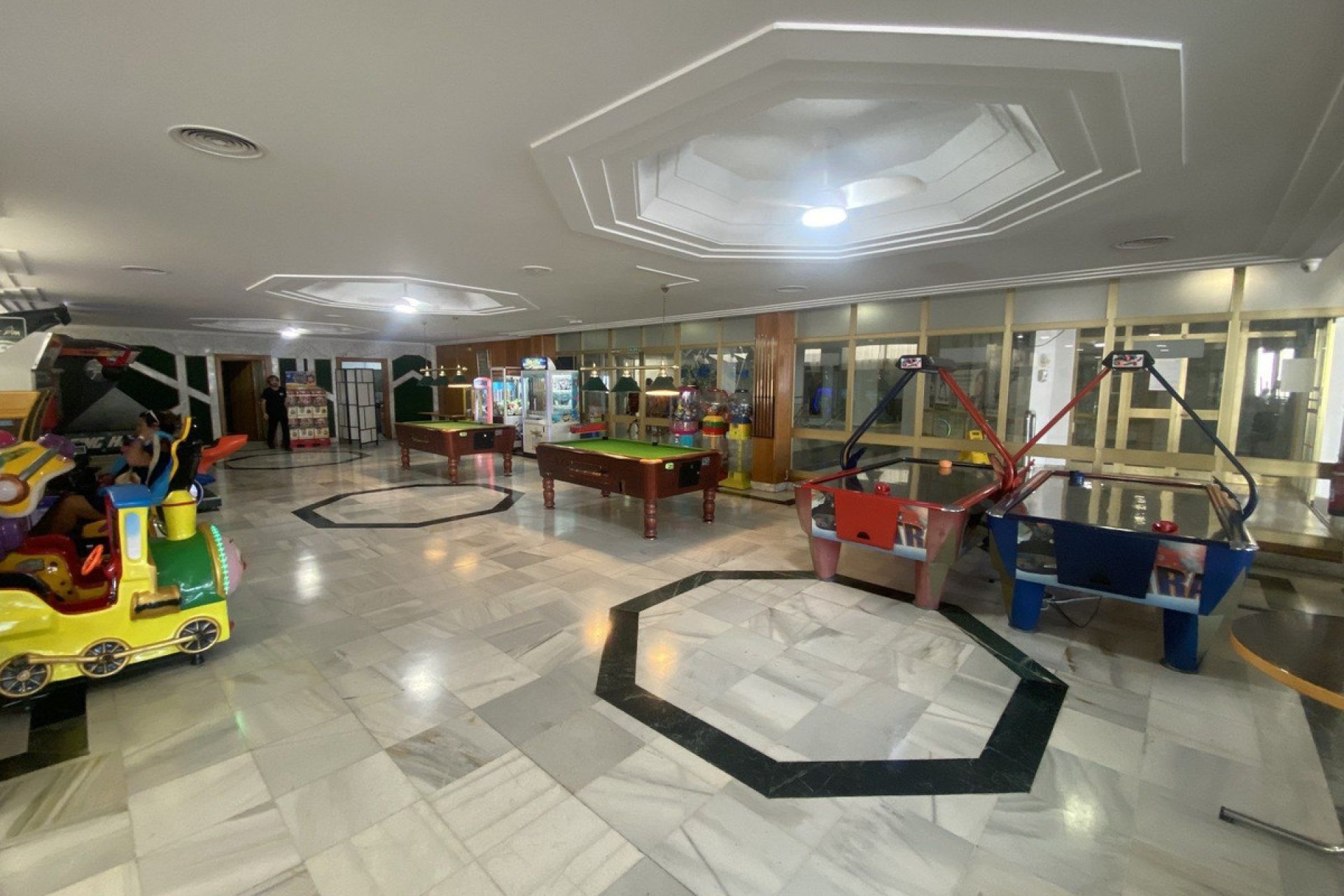 Resale - Apartment - Middle Floor Apartment - Benalmádena - Benalmadena Costa