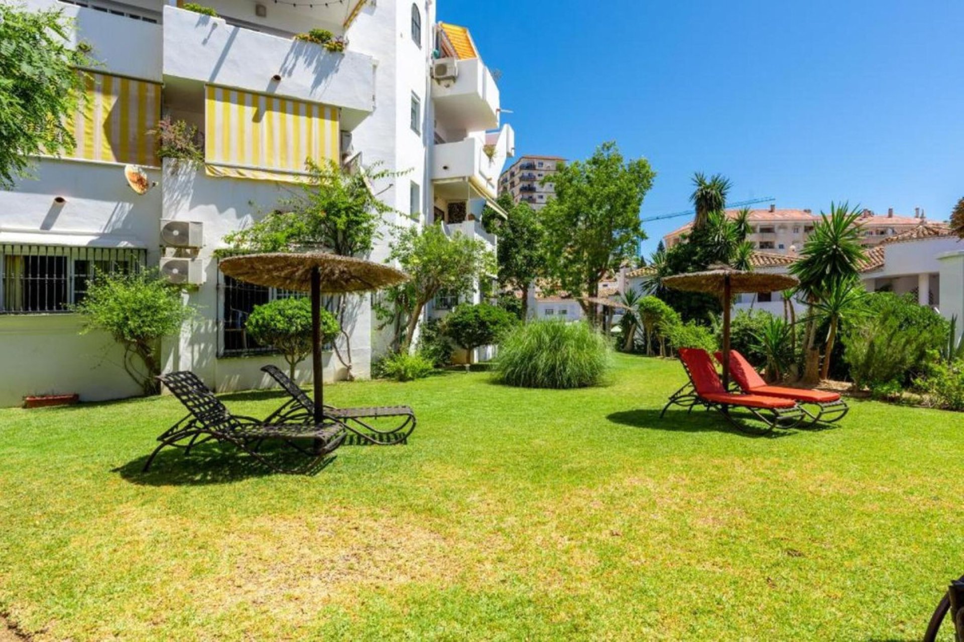 Resale - Apartment - Middle Floor Apartment - Benalmádena - Benalmadena Costa