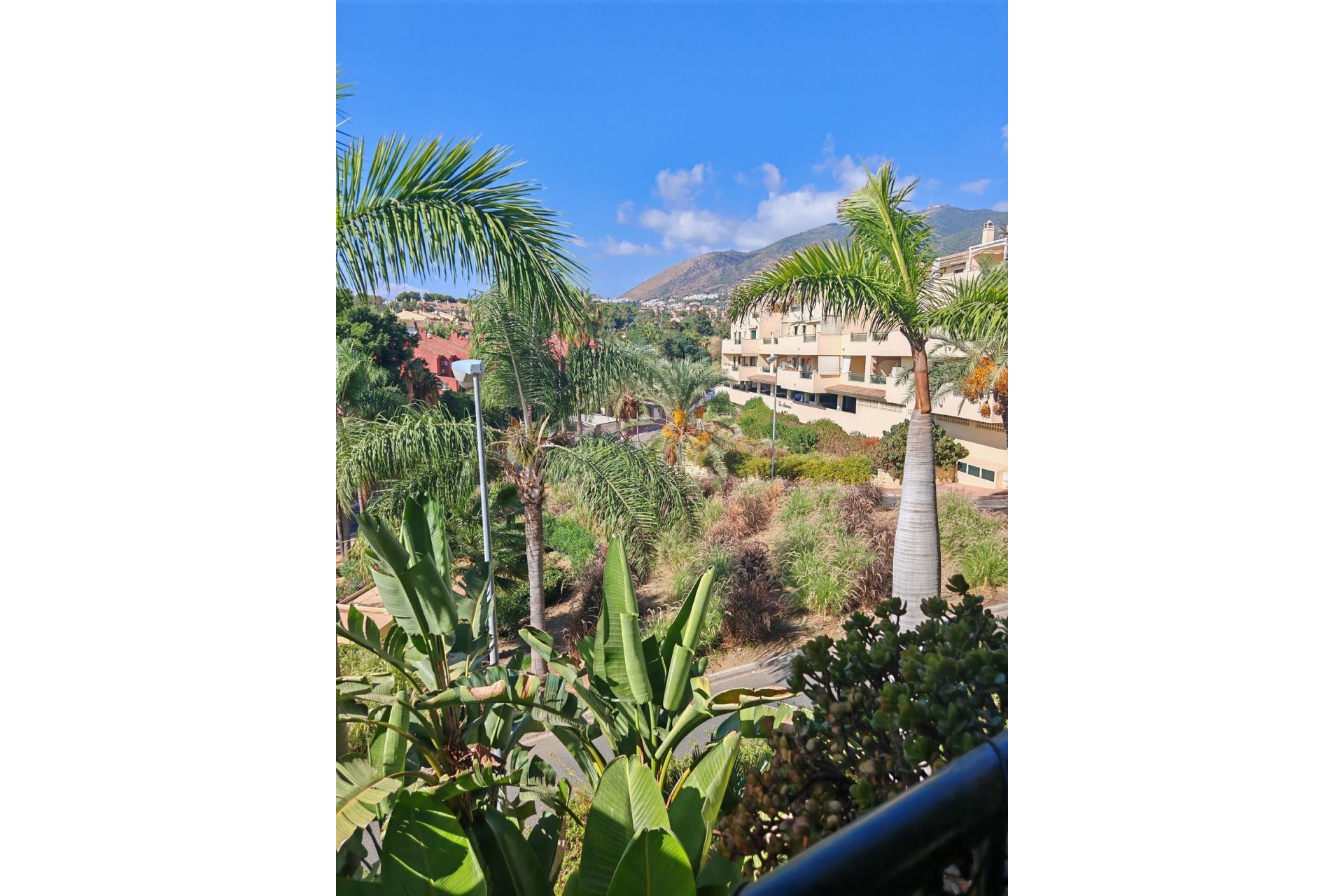 Resale - Apartment - Middle Floor Apartment - Benalmádena - Benalmadena Costa