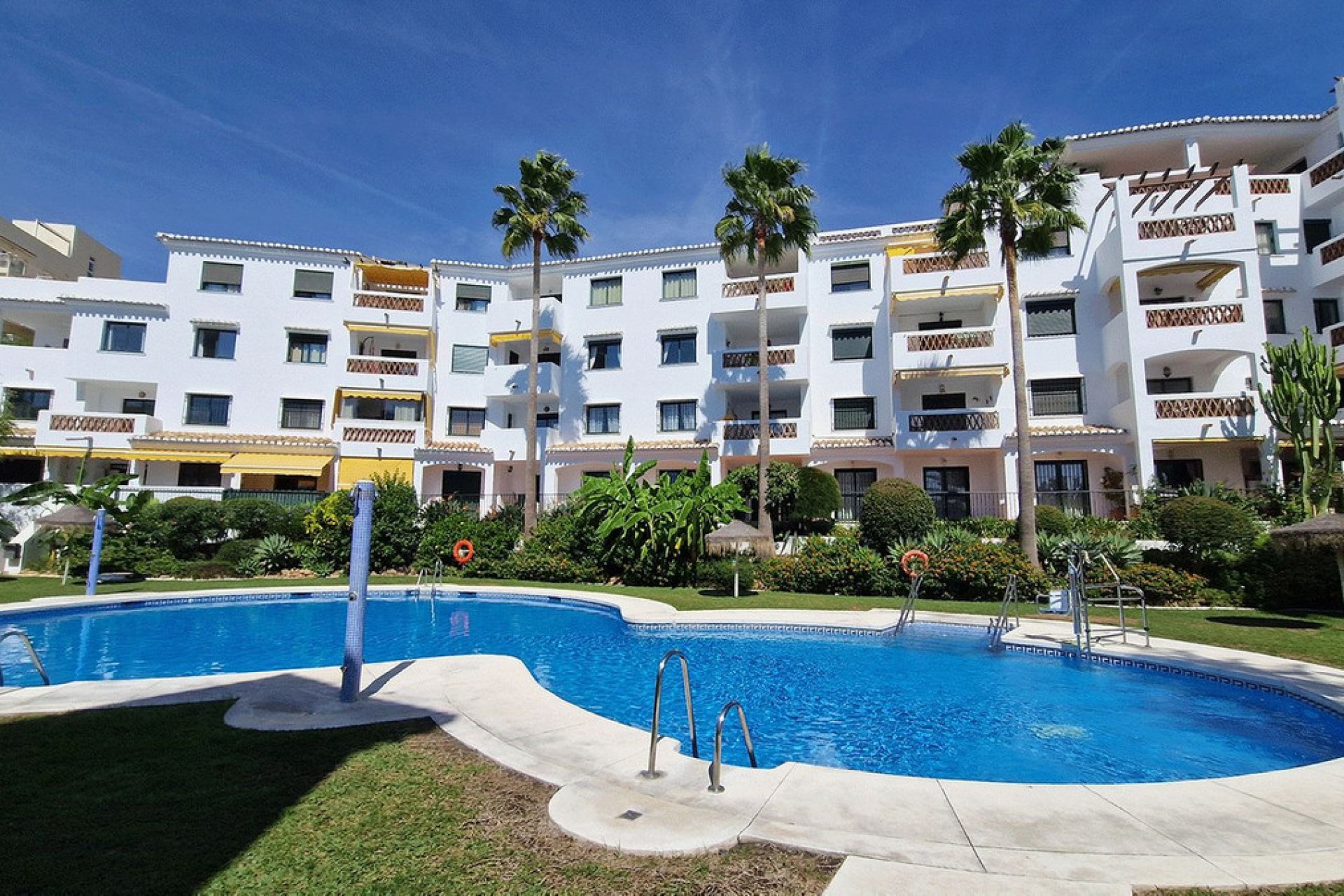 Resale - Apartment - Middle Floor Apartment - Benalmádena - Benalmadena Costa