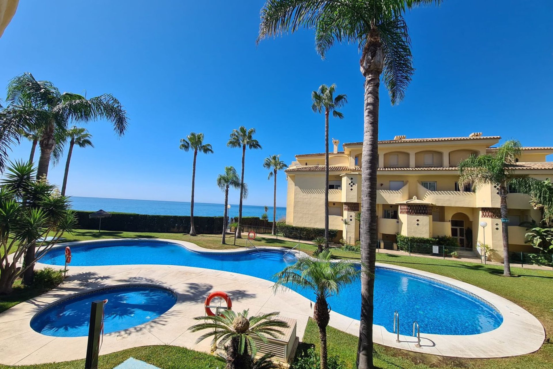 Resale - Apartment - Middle Floor Apartment - Benalmádena - Benalmadena Costa