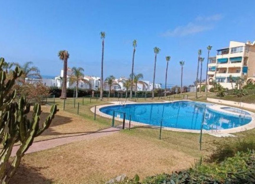 Resale - Apartment - Middle Floor Apartment - Benalmádena - Benalmadena Costa