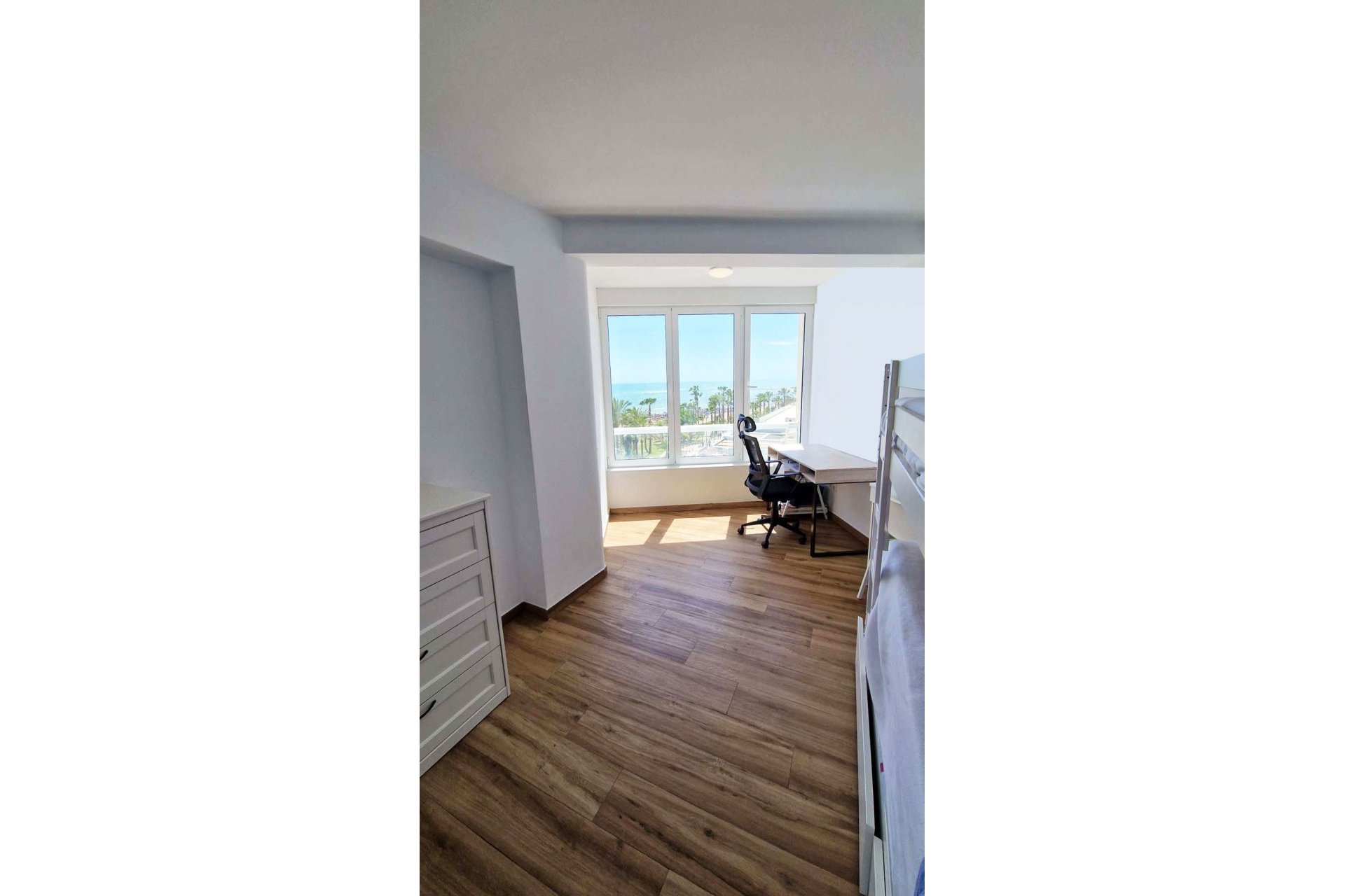 Resale - Apartment - Middle Floor Apartment - Benalmádena - Benalmadena Costa