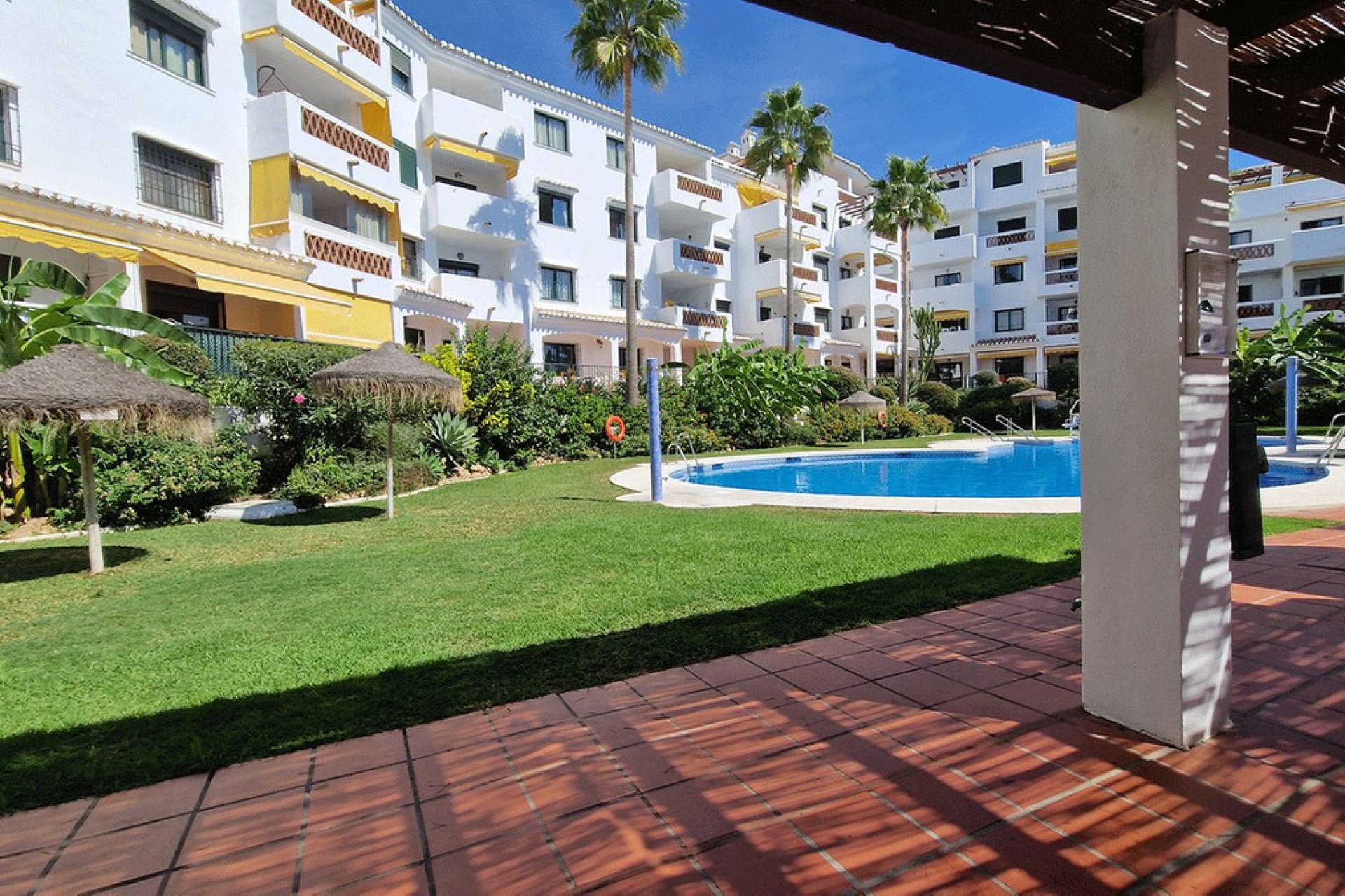 Resale - Apartment - Middle Floor Apartment - Benalmádena - Benalmadena Costa