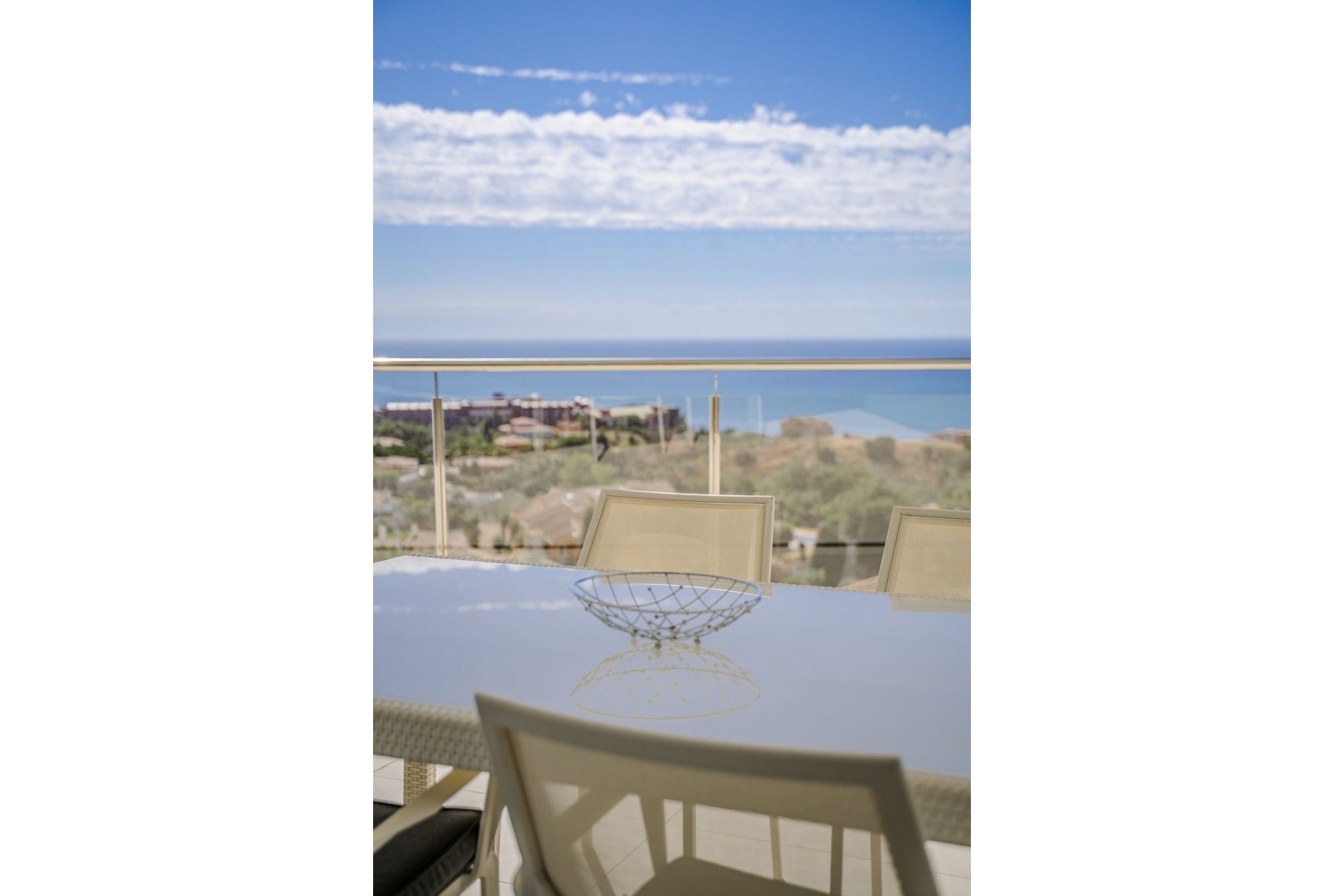 Resale - Apartment - Middle Floor Apartment - Benalmádena - Benalmadena Costa