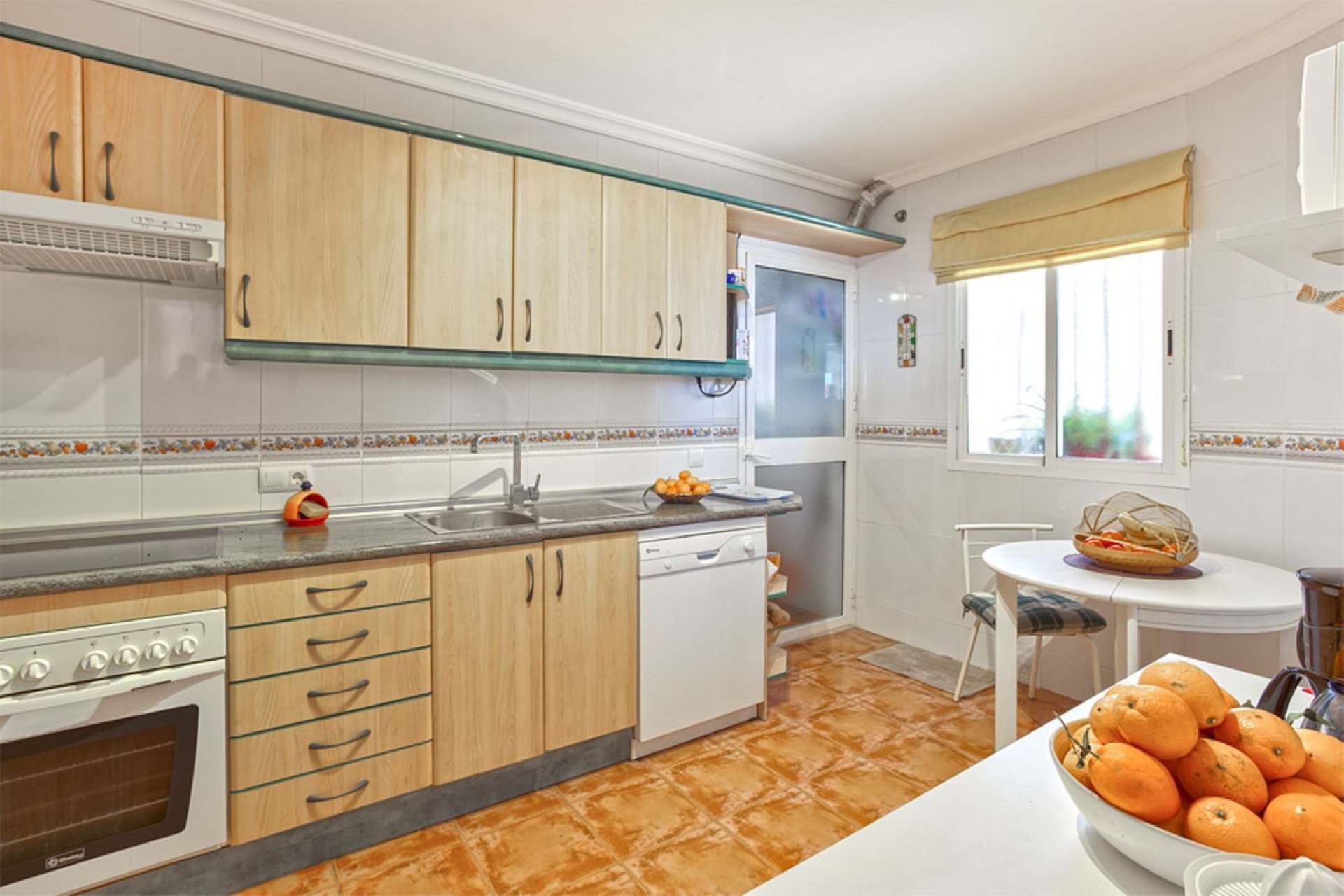 Resale - Apartment - Middle Floor Apartment - Benalmádena - Benalmadena Costa