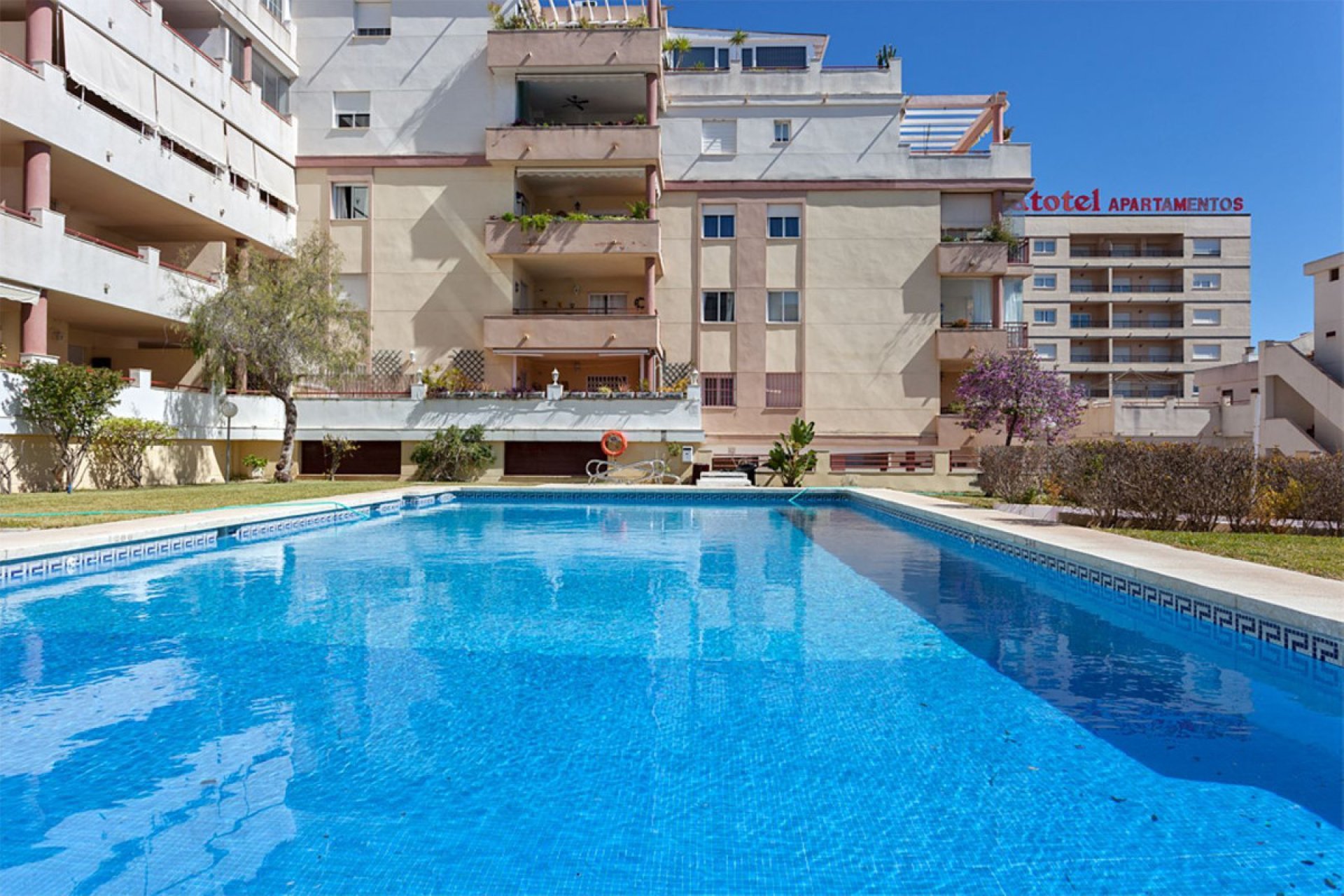 Resale - Apartment - Middle Floor Apartment - Benalmádena - Benalmadena Costa