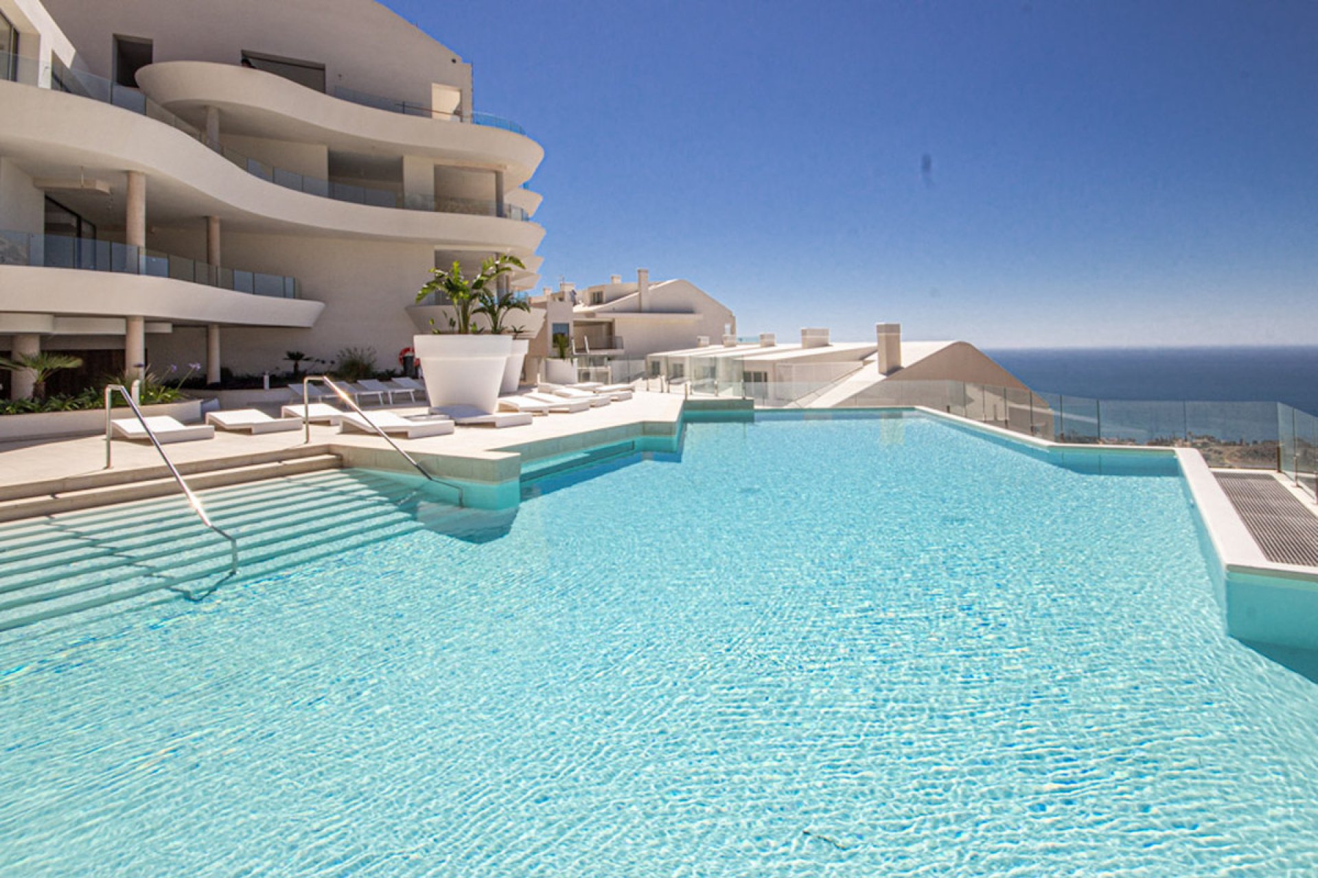 Resale - Apartment - Middle Floor Apartment - Benalmádena - Benalmadena Costa