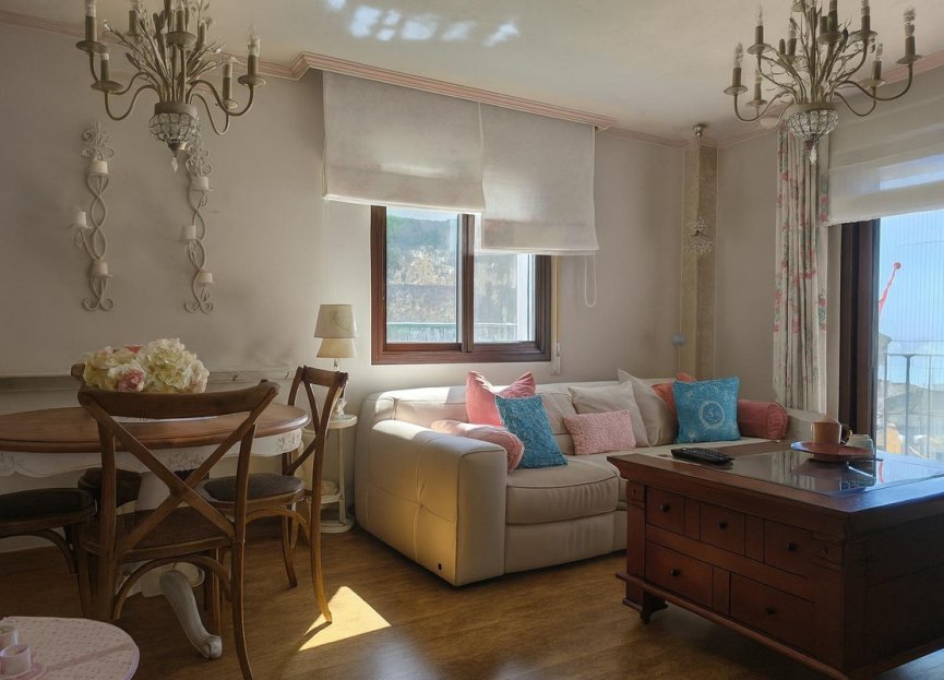 Resale - Apartment - Middle Floor Apartment - Benalmádena - Benalmadena Pueblo