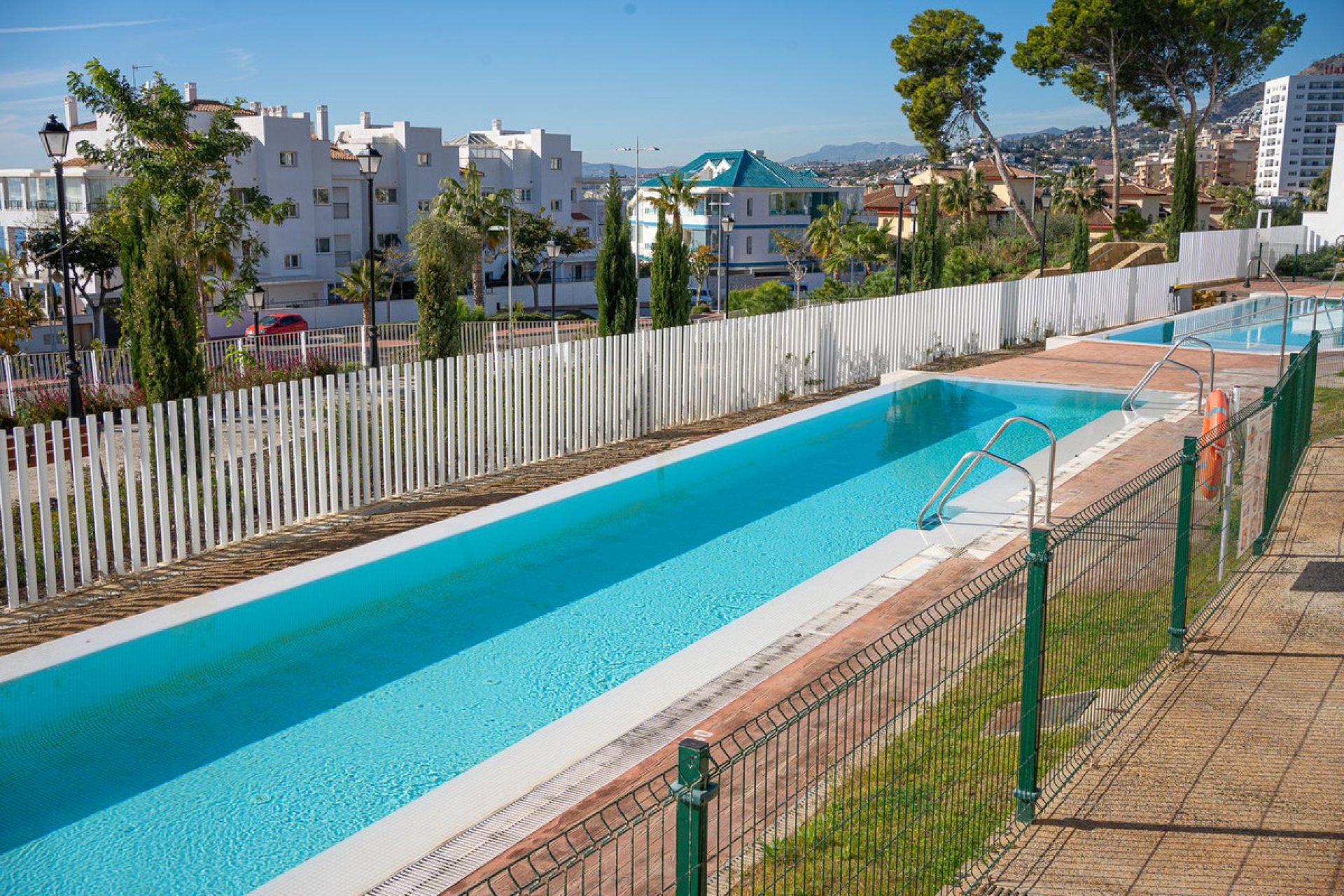 Resale - Apartment - Middle Floor Apartment - Benalmádena - Torrequebrada