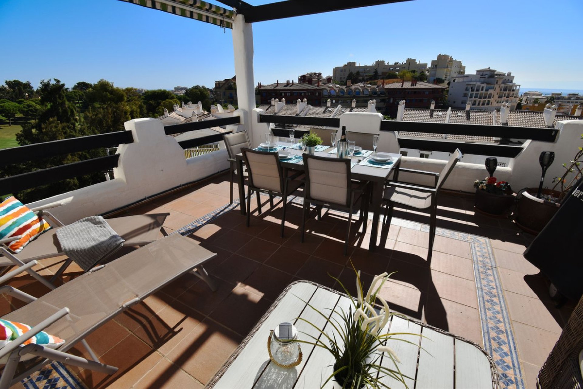 Resale - Apartment - Middle Floor Apartment - Benalmádena - Torrequebrada