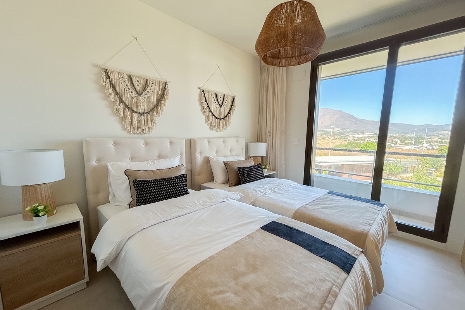 Resale - Apartment - Middle Floor Apartment - Casares - Casares Centro