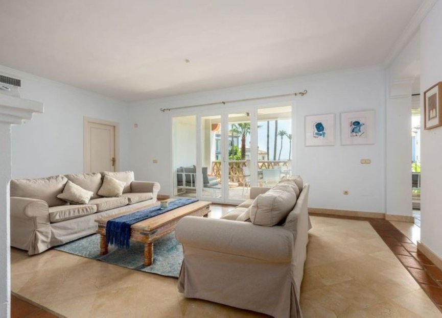 Resale - Apartment - Middle Floor Apartment - Casares - Casares Centro