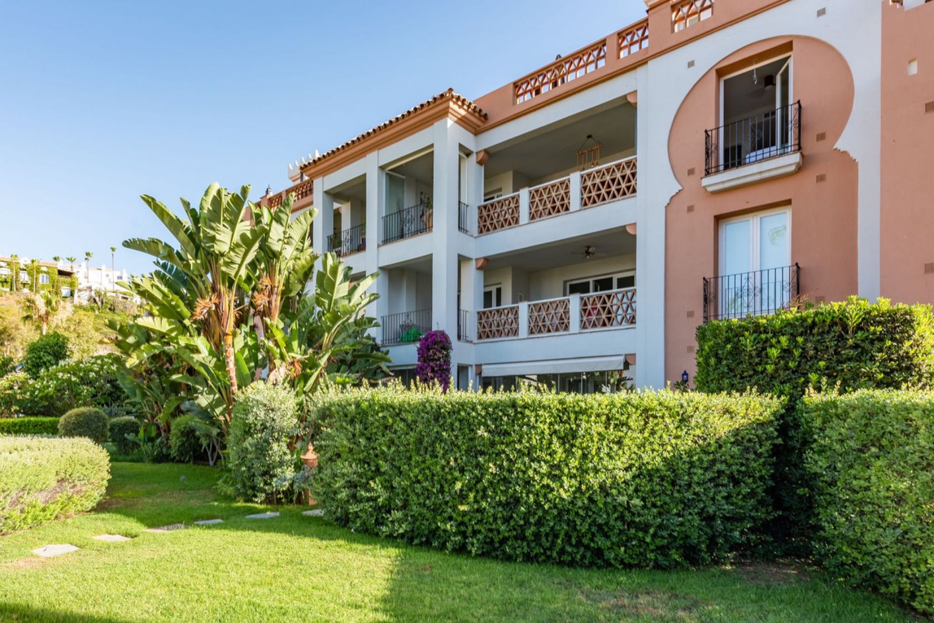 Resale - Apartment - Middle Floor Apartment - Casares - Casares Centro