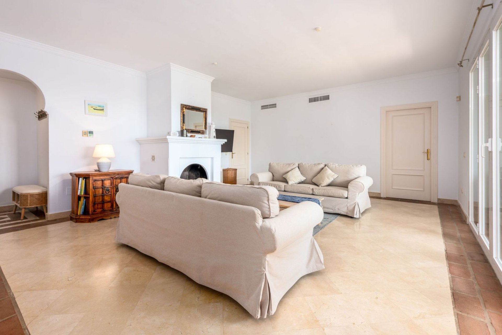 Resale - Apartment - Middle Floor Apartment - Casares - Casares Centro