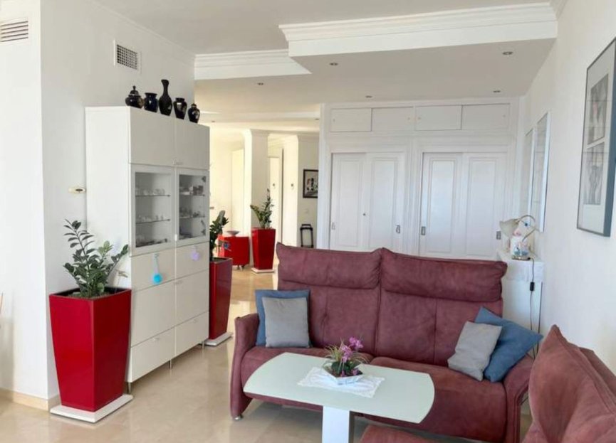 Resale - Apartment - Middle Floor Apartment - Casares - Casares Centro