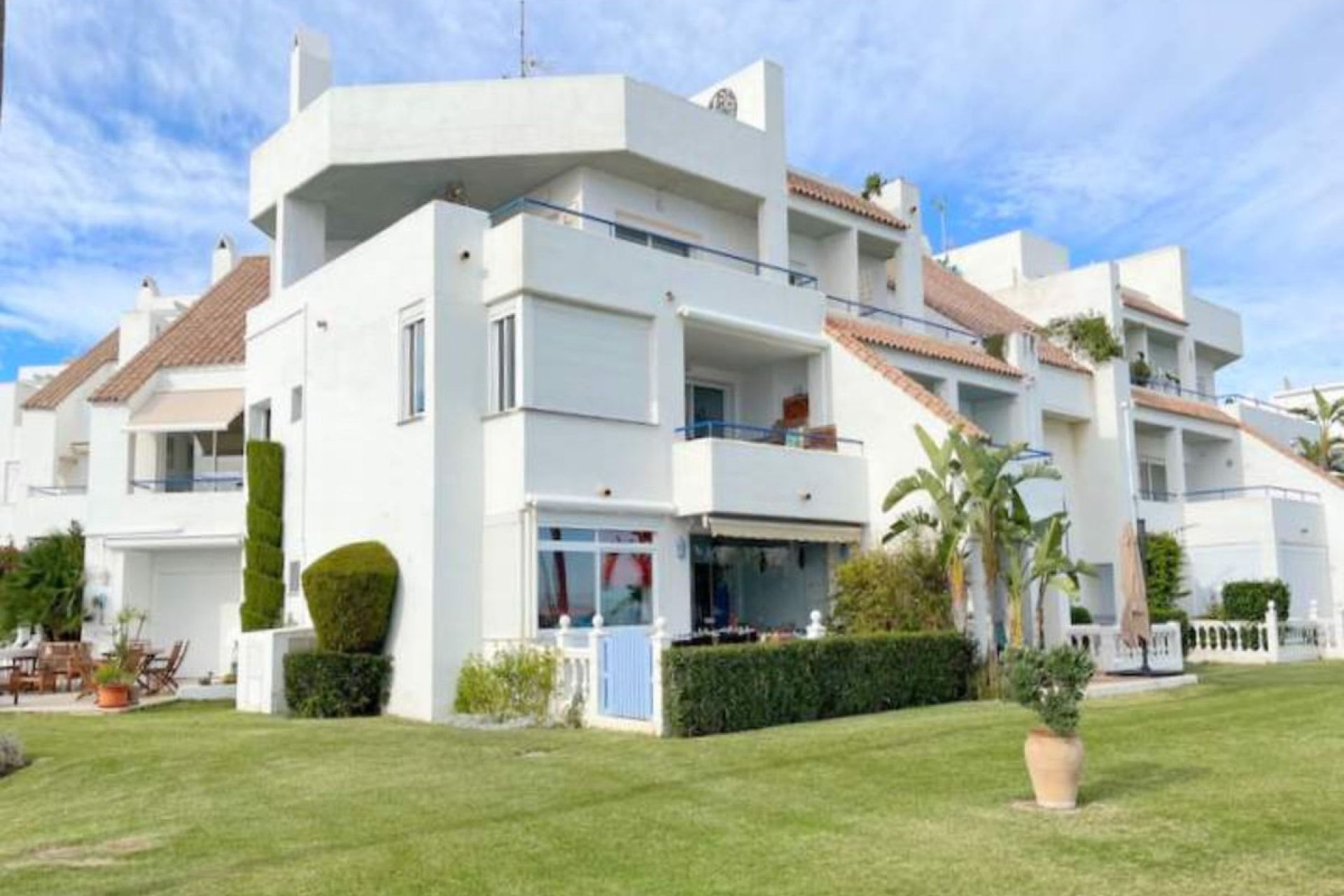 Resale - Apartment - Middle Floor Apartment - Casares - Casares Centro