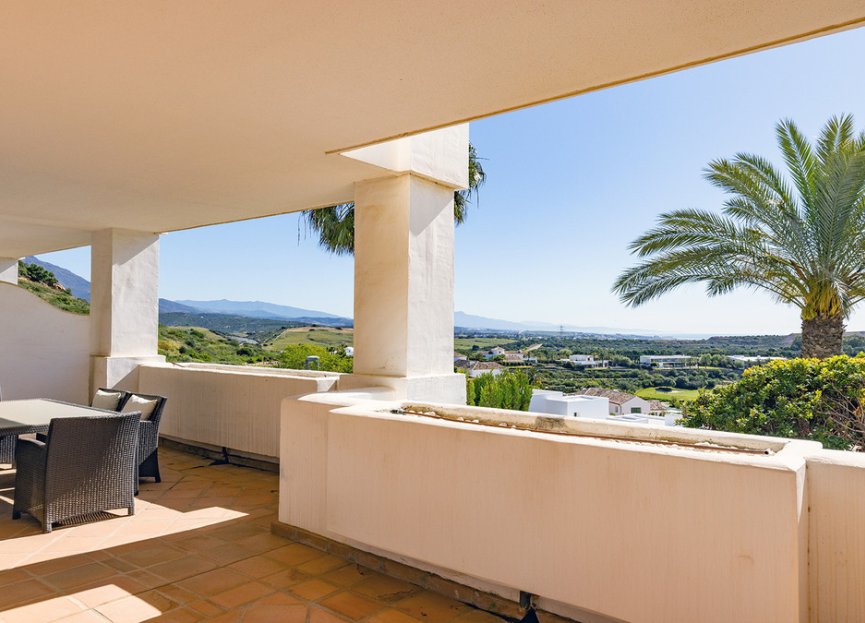 Resale - Apartment - Middle Floor Apartment - Casares - Casares Centro