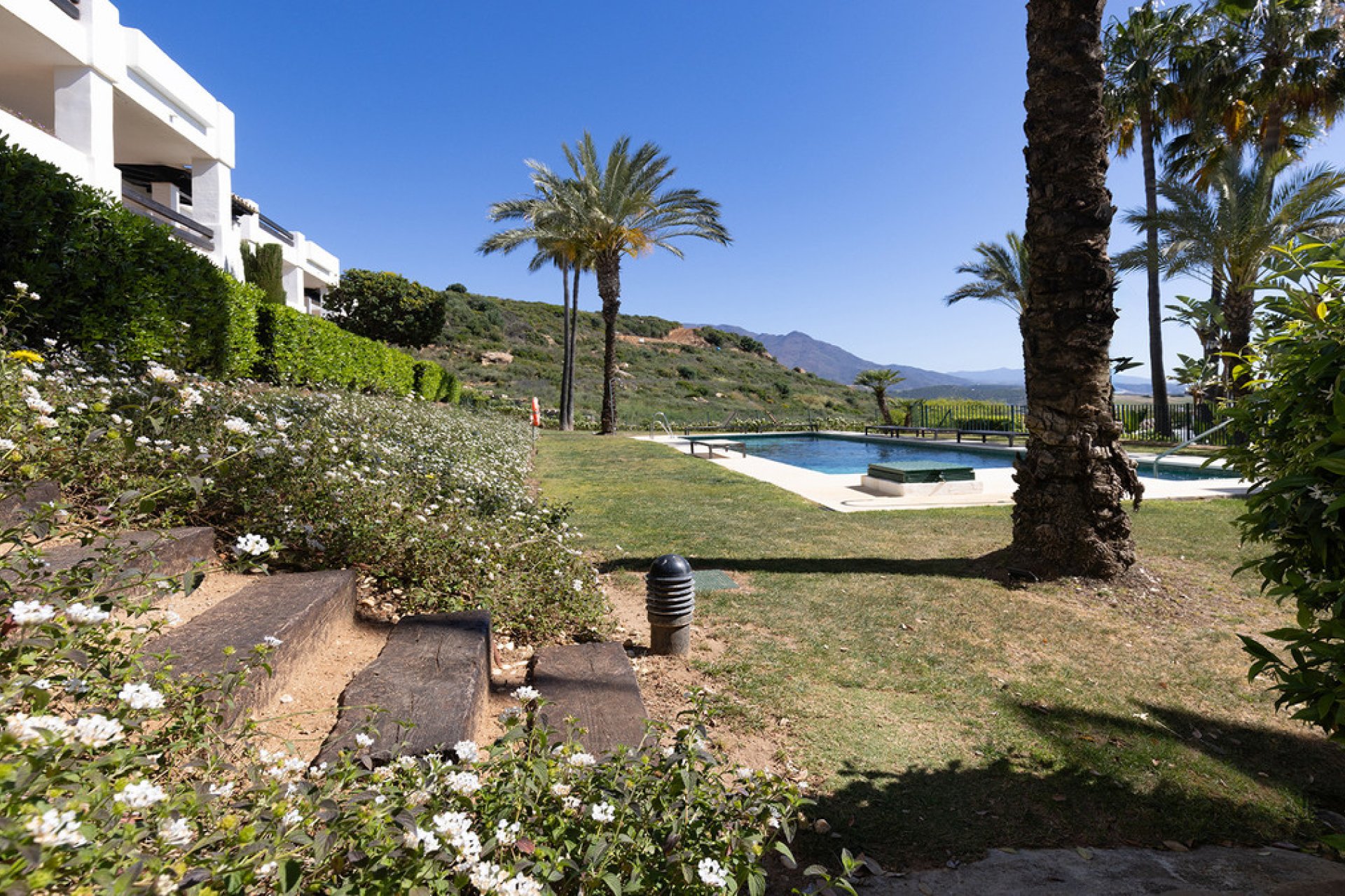 Resale - Apartment - Middle Floor Apartment - Casares - Casares Centro