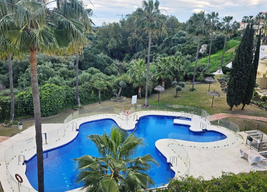 Resale - Apartment - Middle Floor Apartment - Casares - Casares Centro