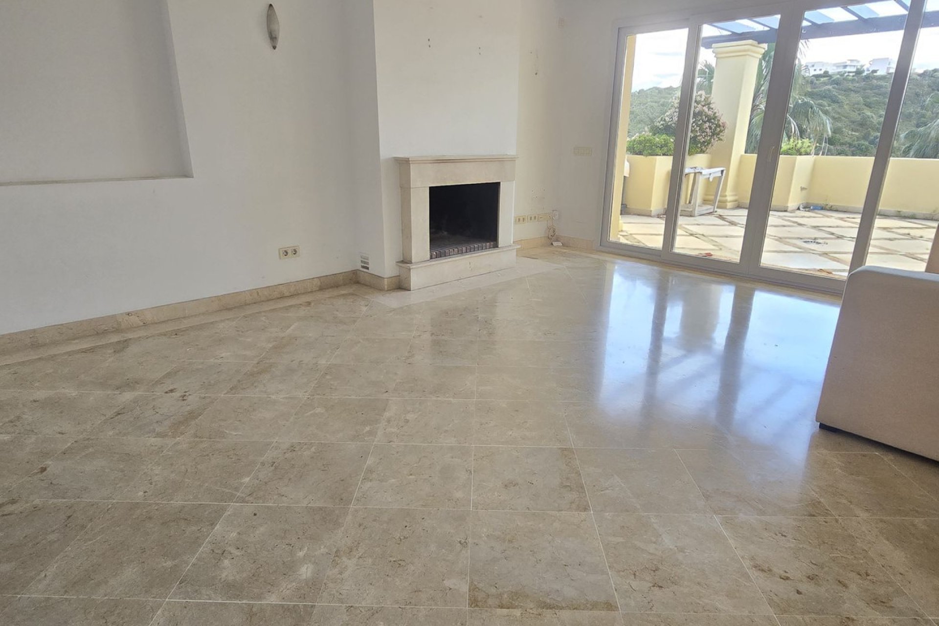 Resale - Apartment - Middle Floor Apartment - Casares - Casares Centro