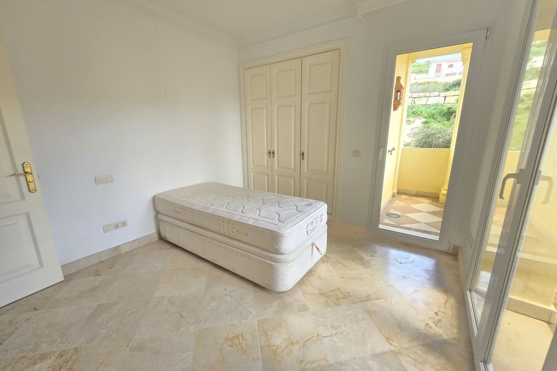 Resale - Apartment - Middle Floor Apartment - Casares - Casares Centro