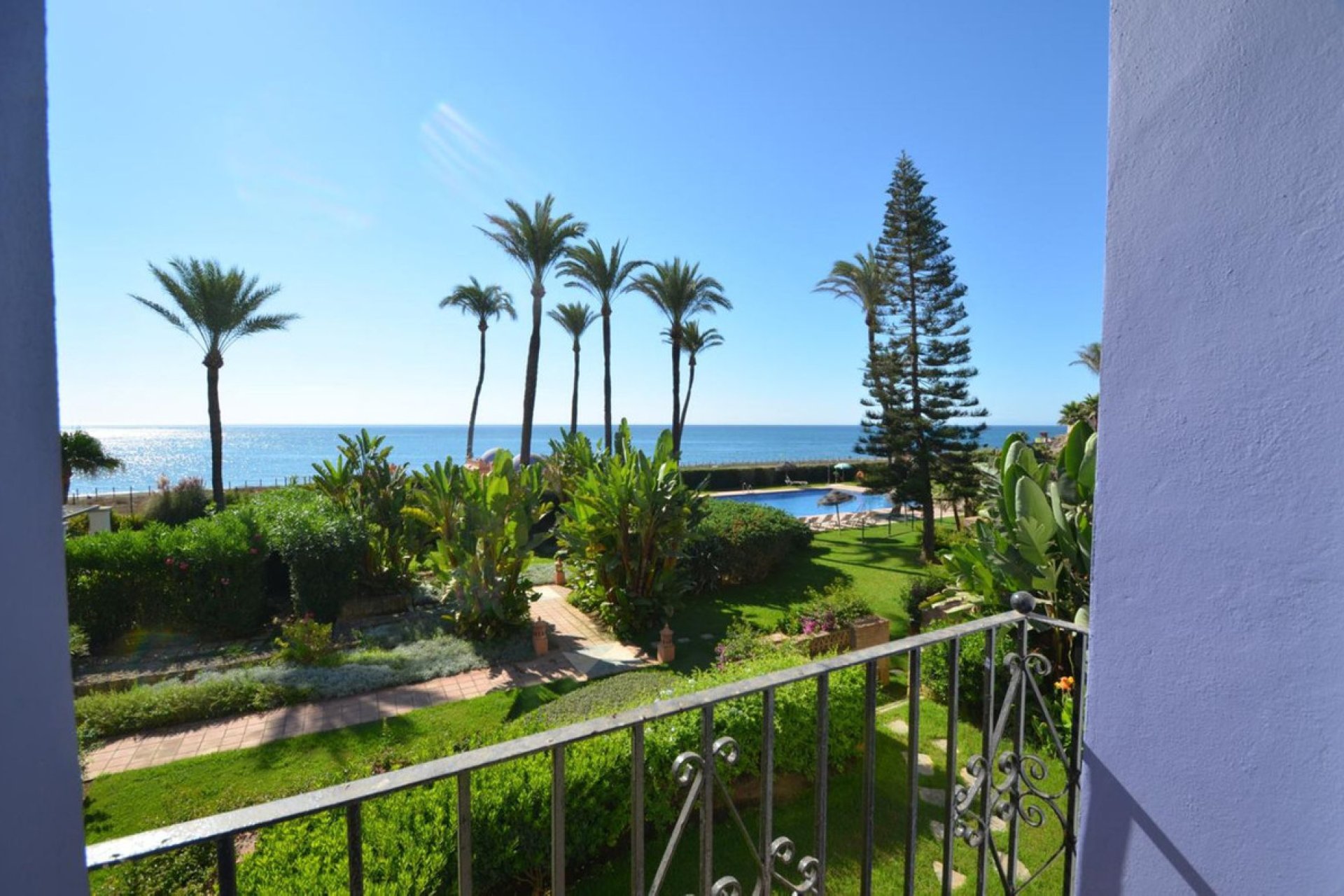 Resale - Apartment - Middle Floor Apartment - Casares - Casares Playa