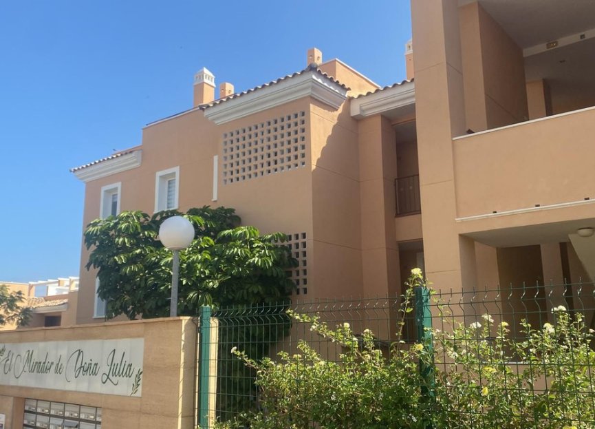 Resale - Apartment - Middle Floor Apartment - Casares - Casares Playa