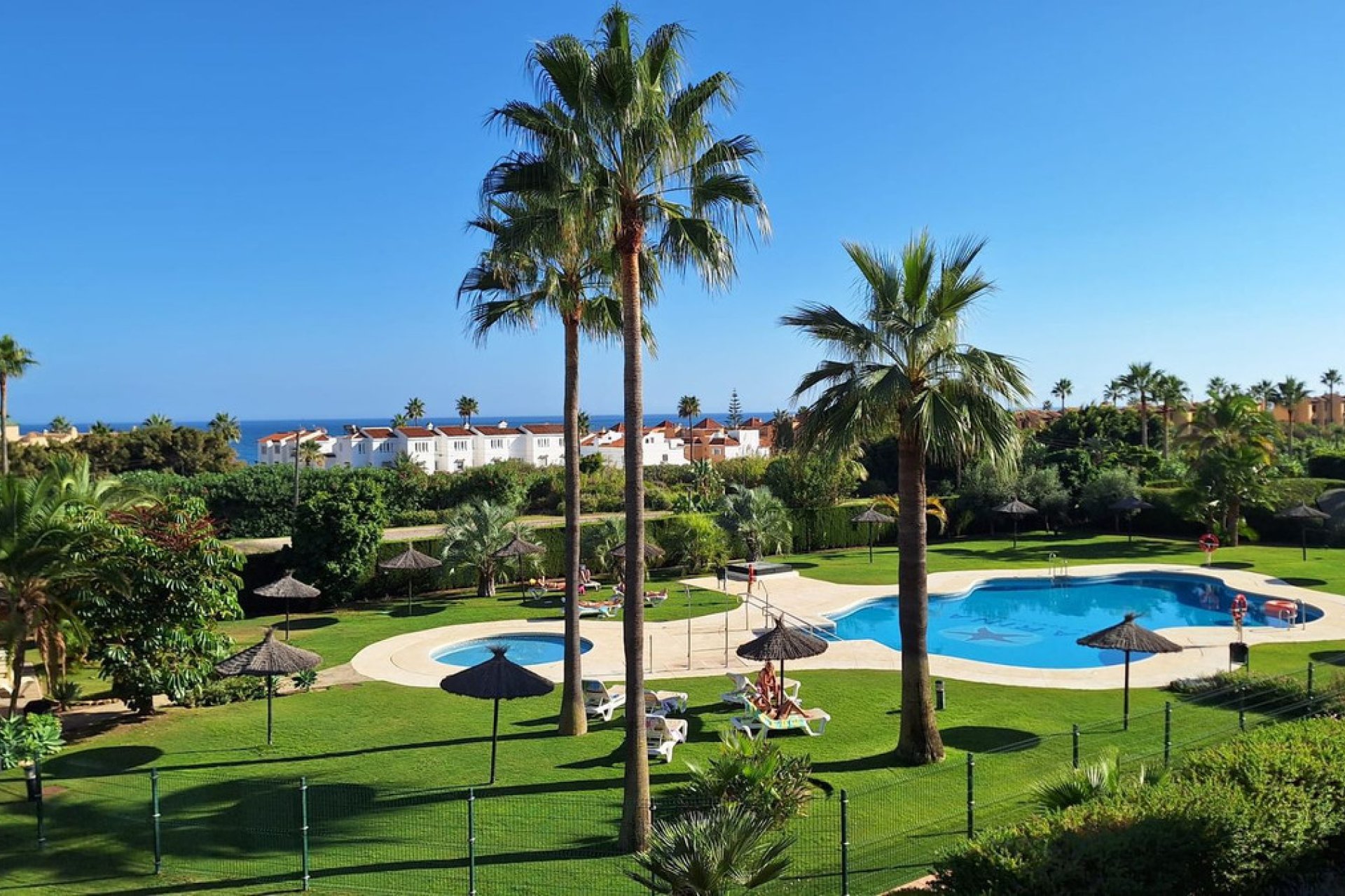 Resale - Apartment - Middle Floor Apartment - Casares - Casares Playa